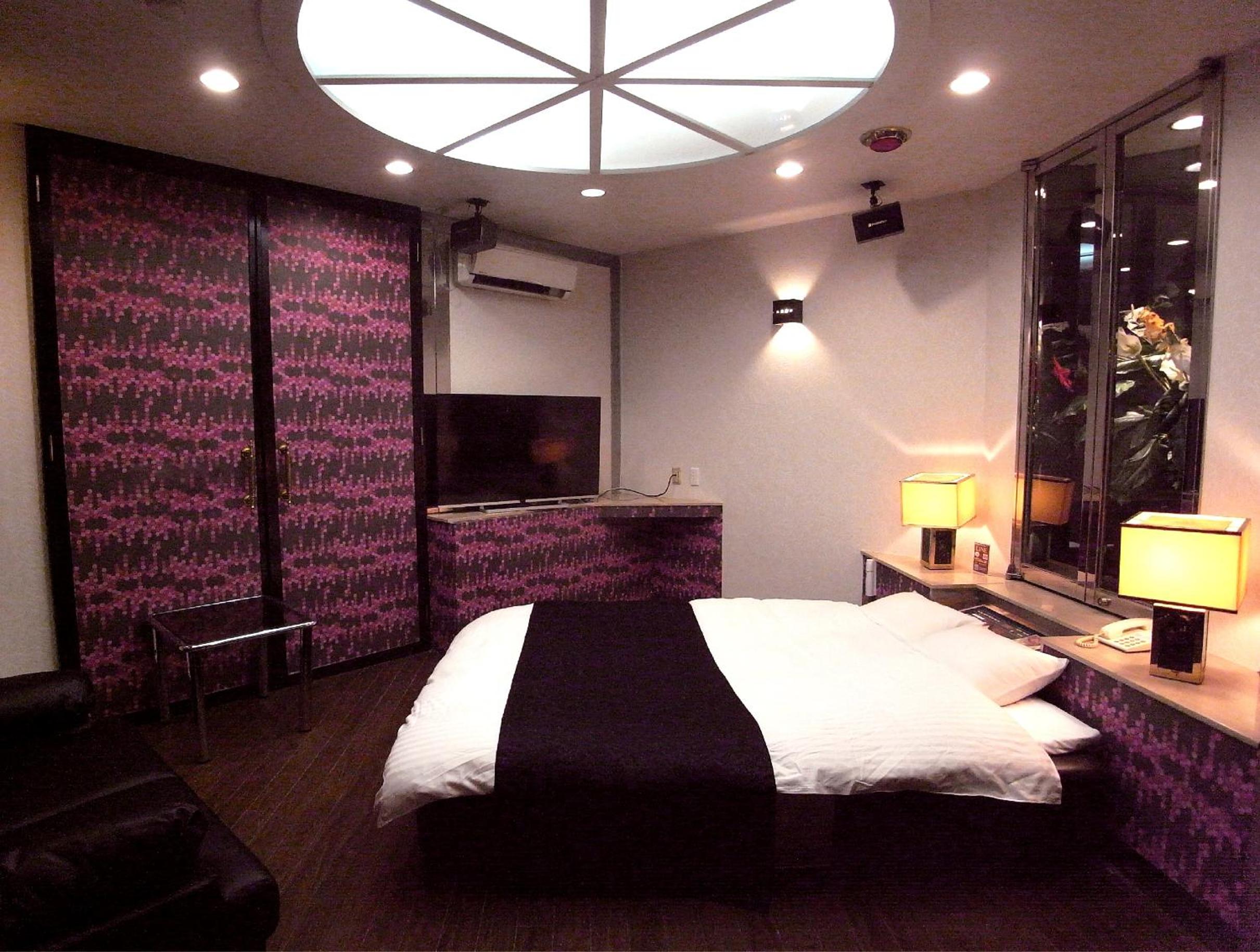 Double Room - 21:00 Check-in - Photo 11