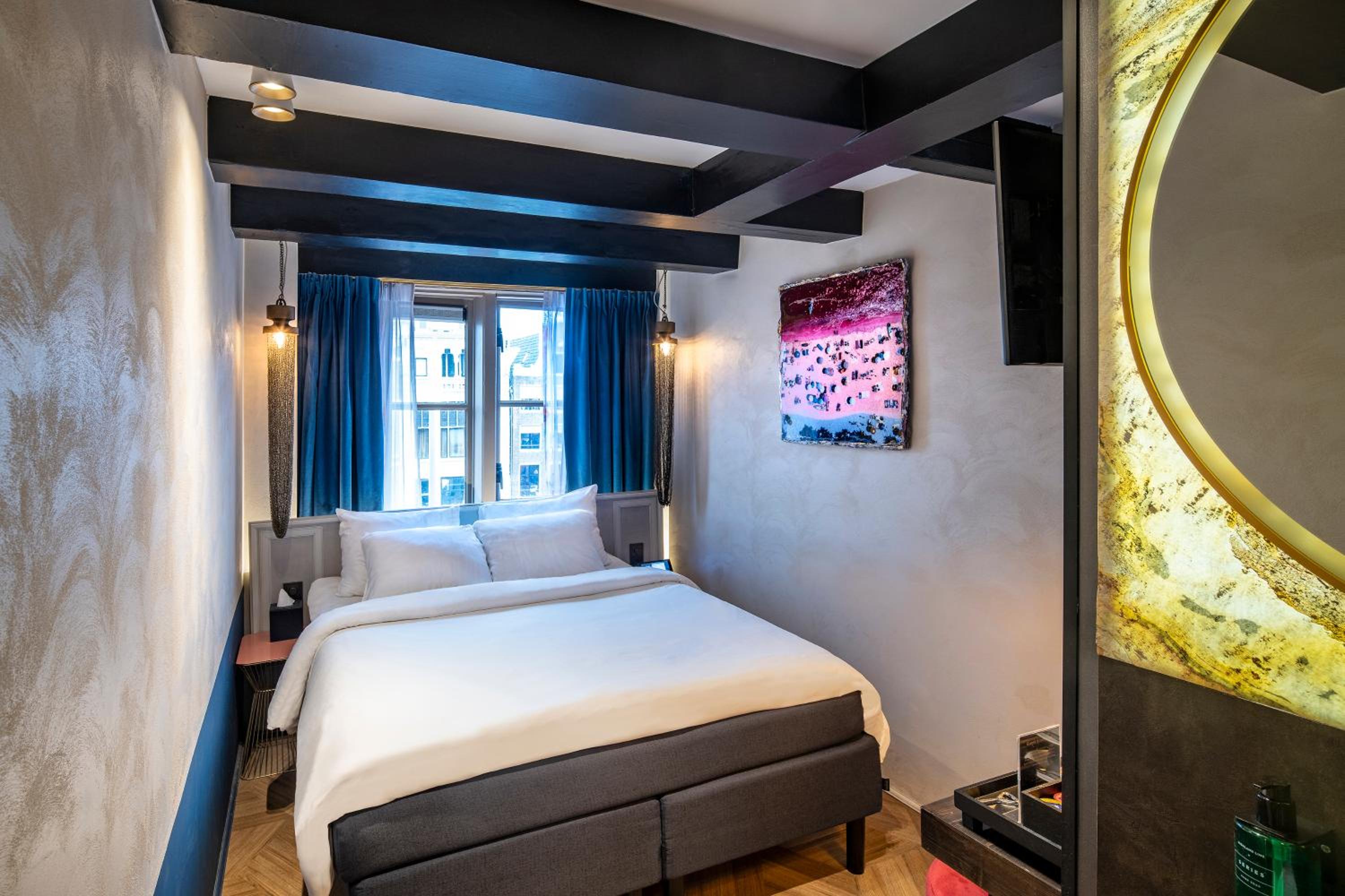 Cozy Double Room