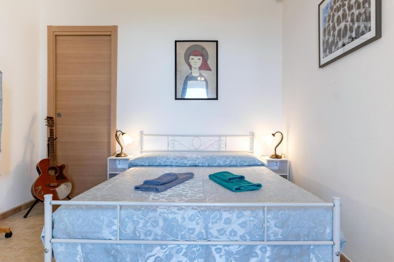 One-Bedroom Deluxe Apartment