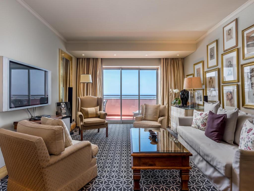 Superior Suite with Sea View - Photo 2