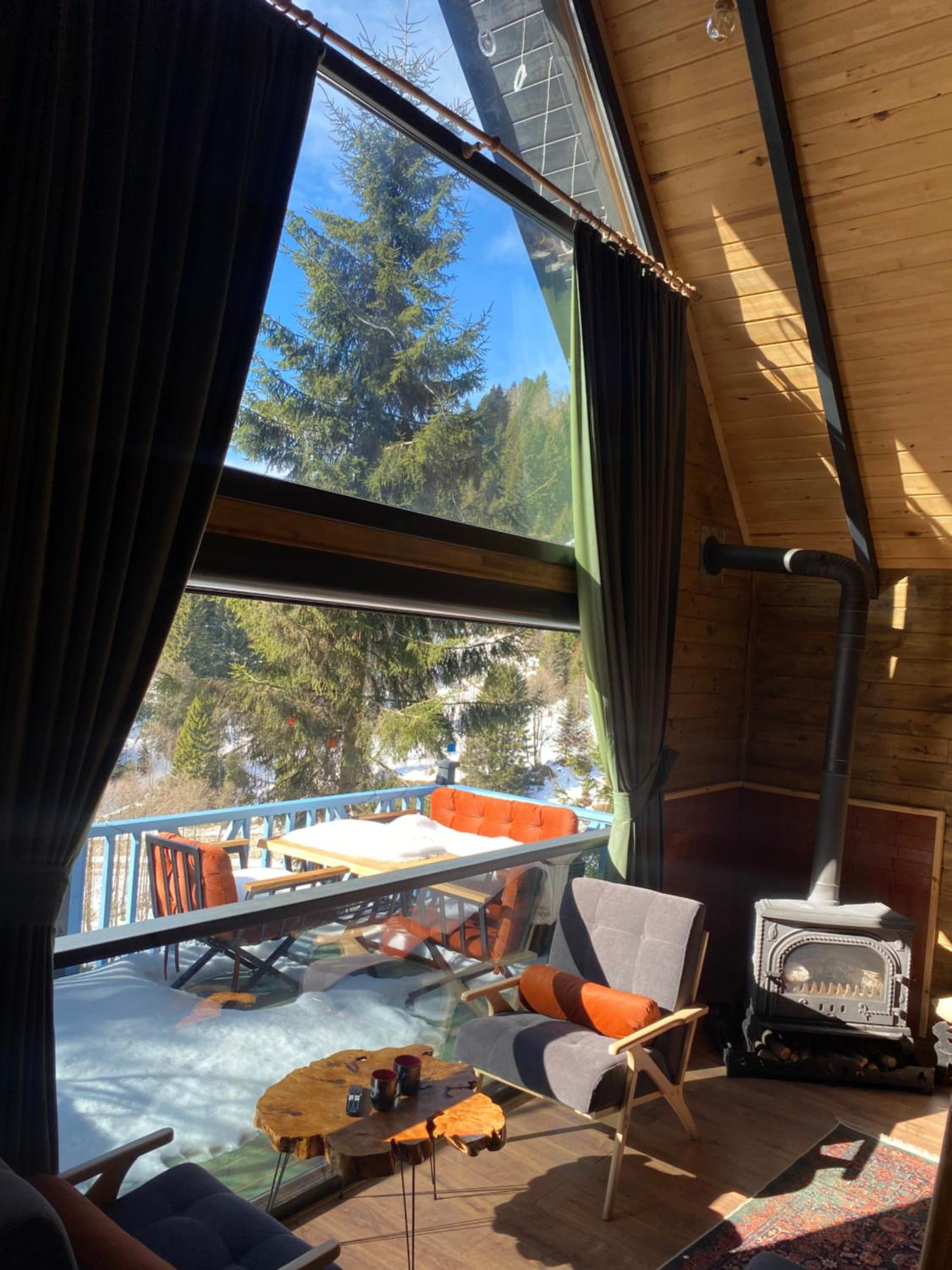 Chalet photo 2