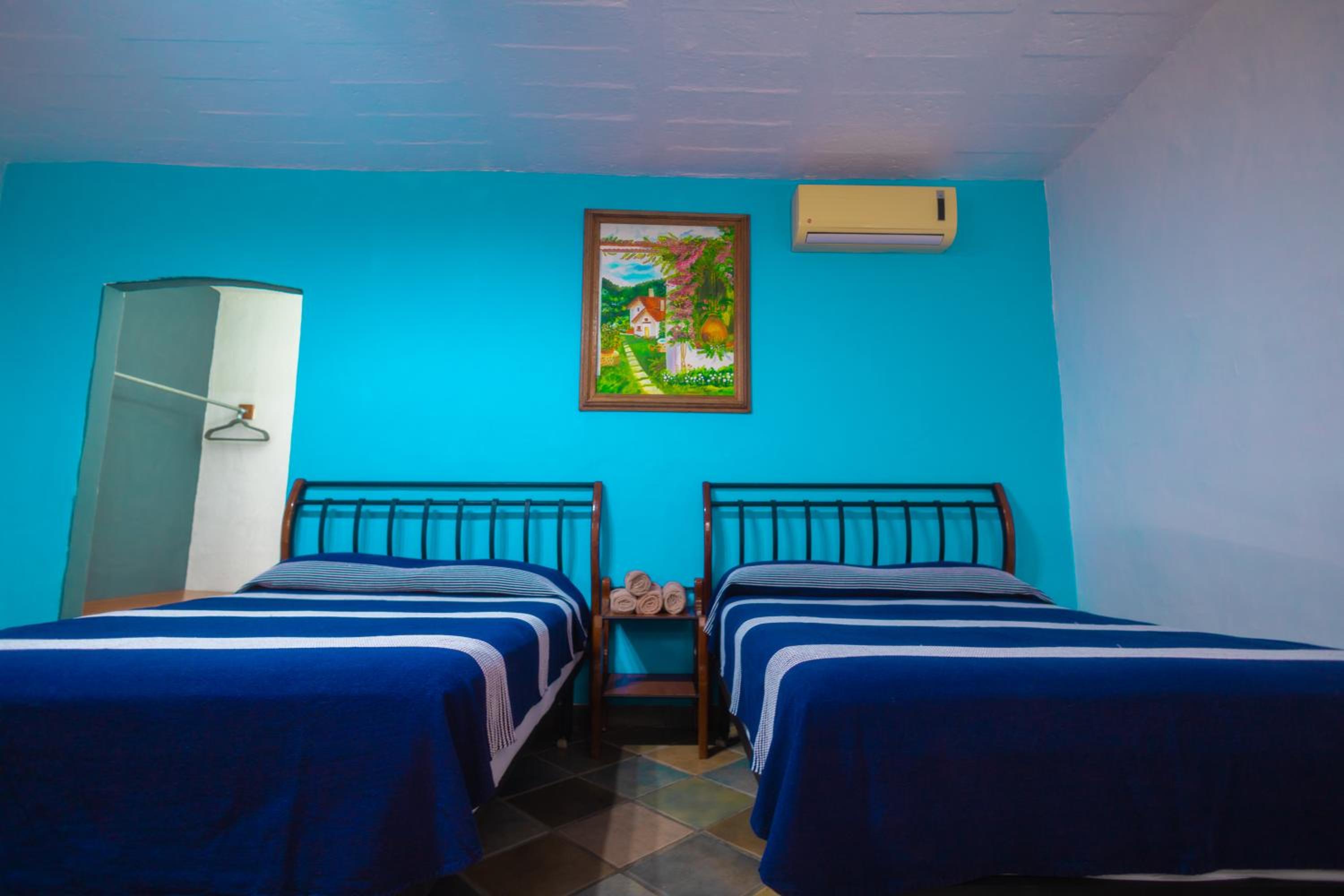 Standard Double Room with Two Double Beds - Photo 10