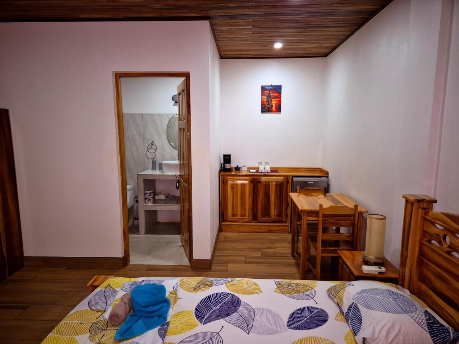 Superior Double Room - Photo 9