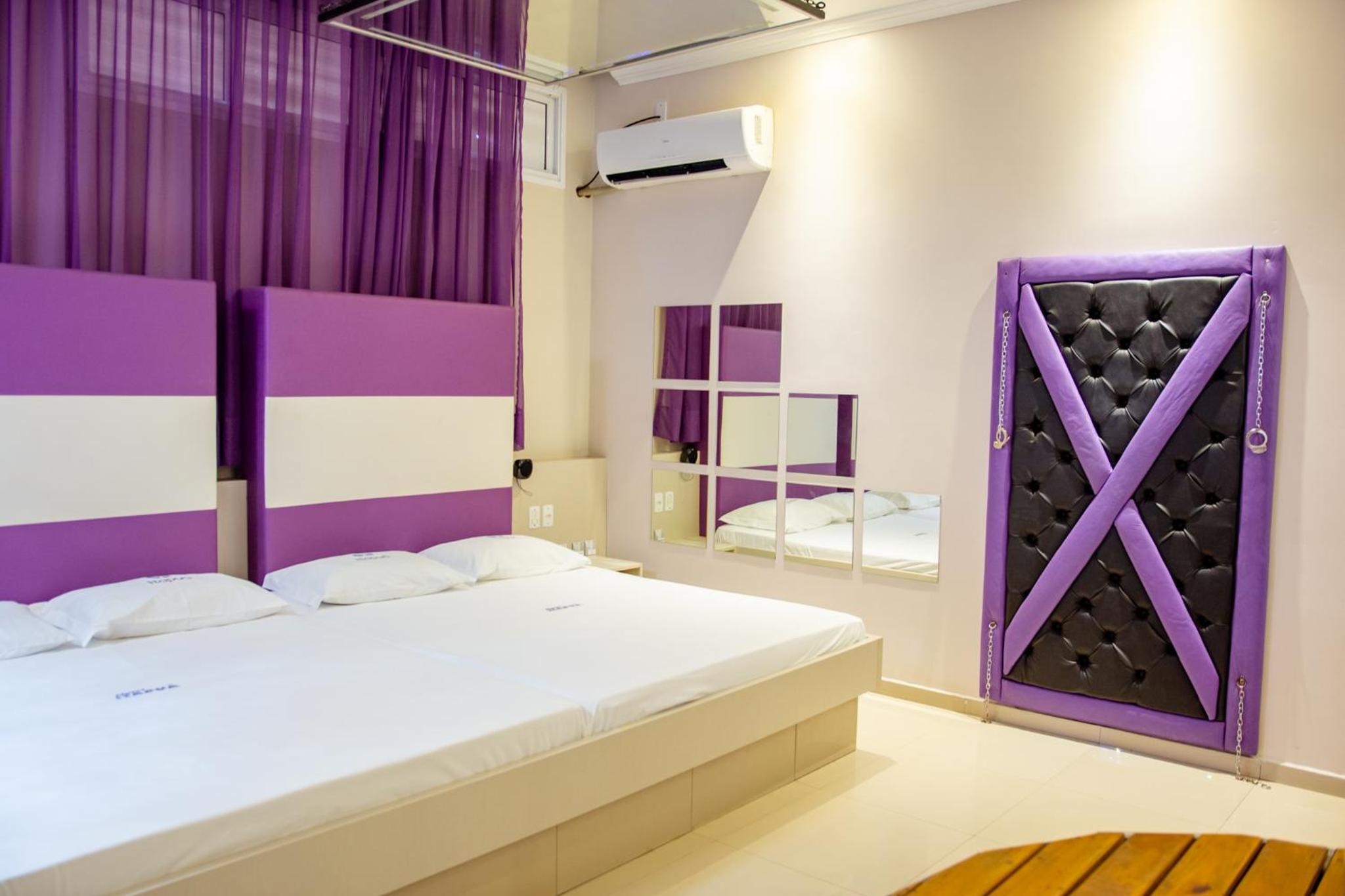 King Suite with Spa Bath photo 3
