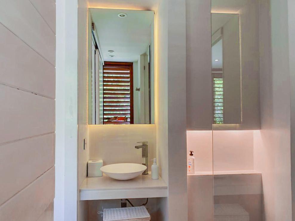 Villa photo 2