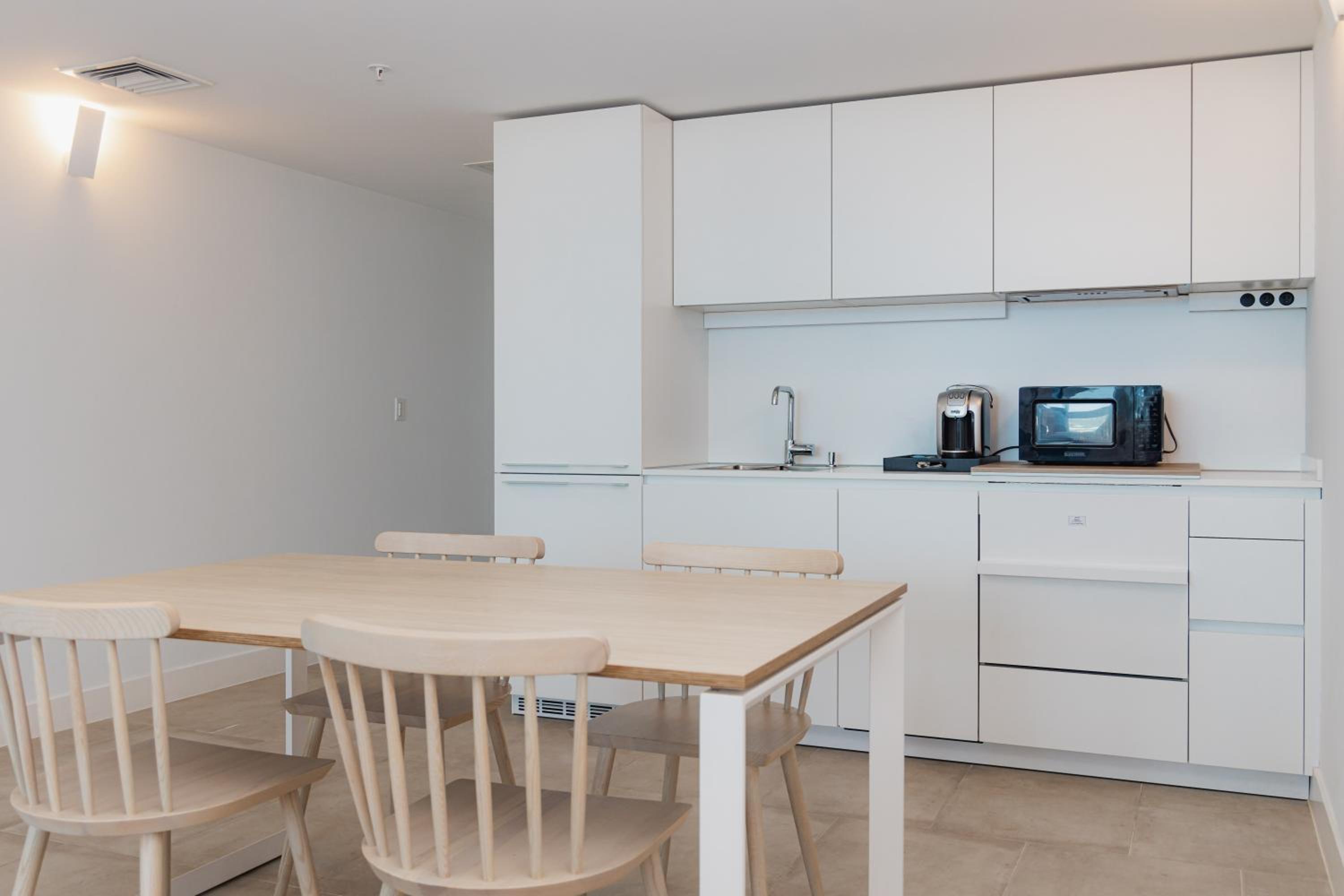 Two-Bedroom Premium Suite with Island View  - Photo 7