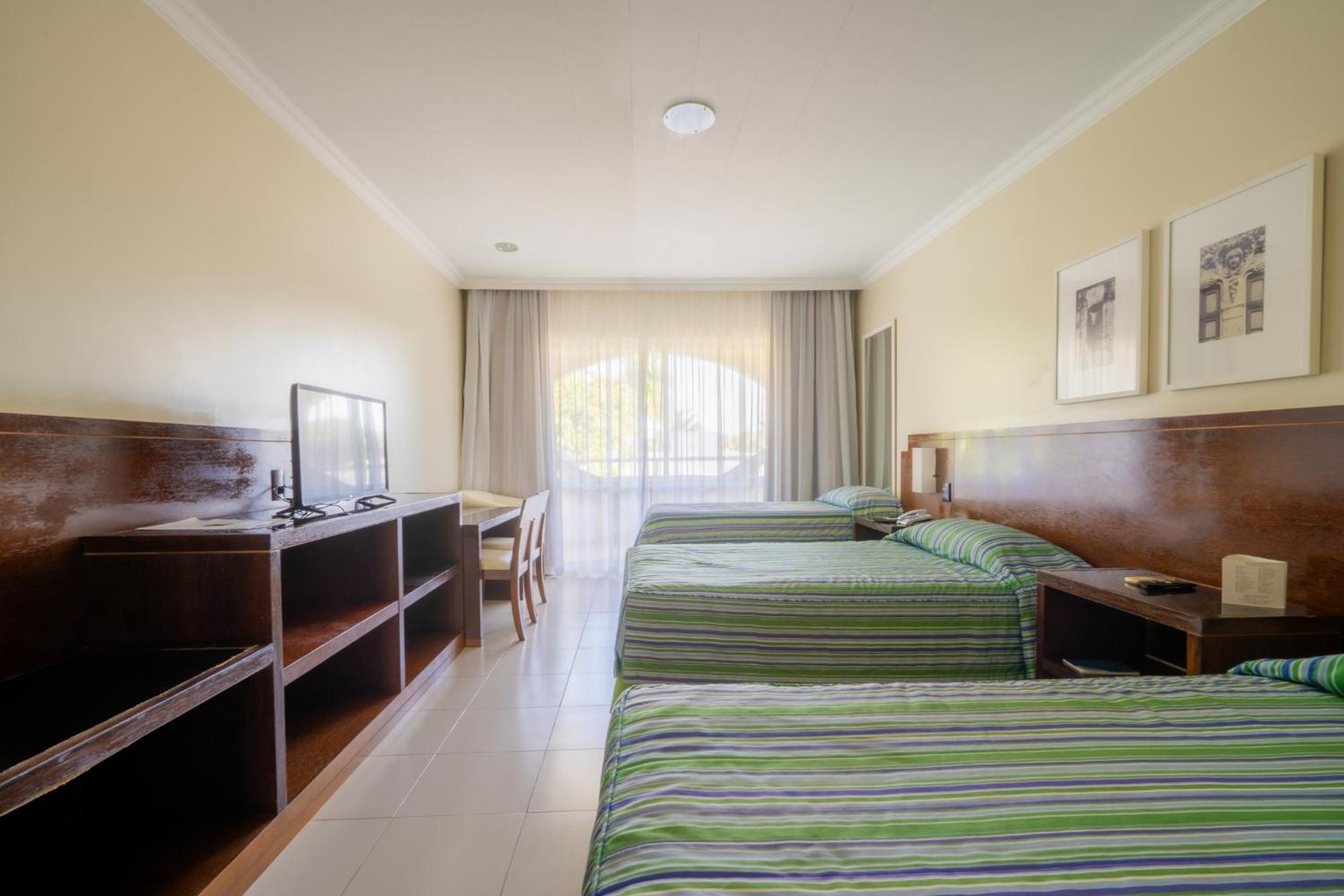 Luxury Triple Room photo 1