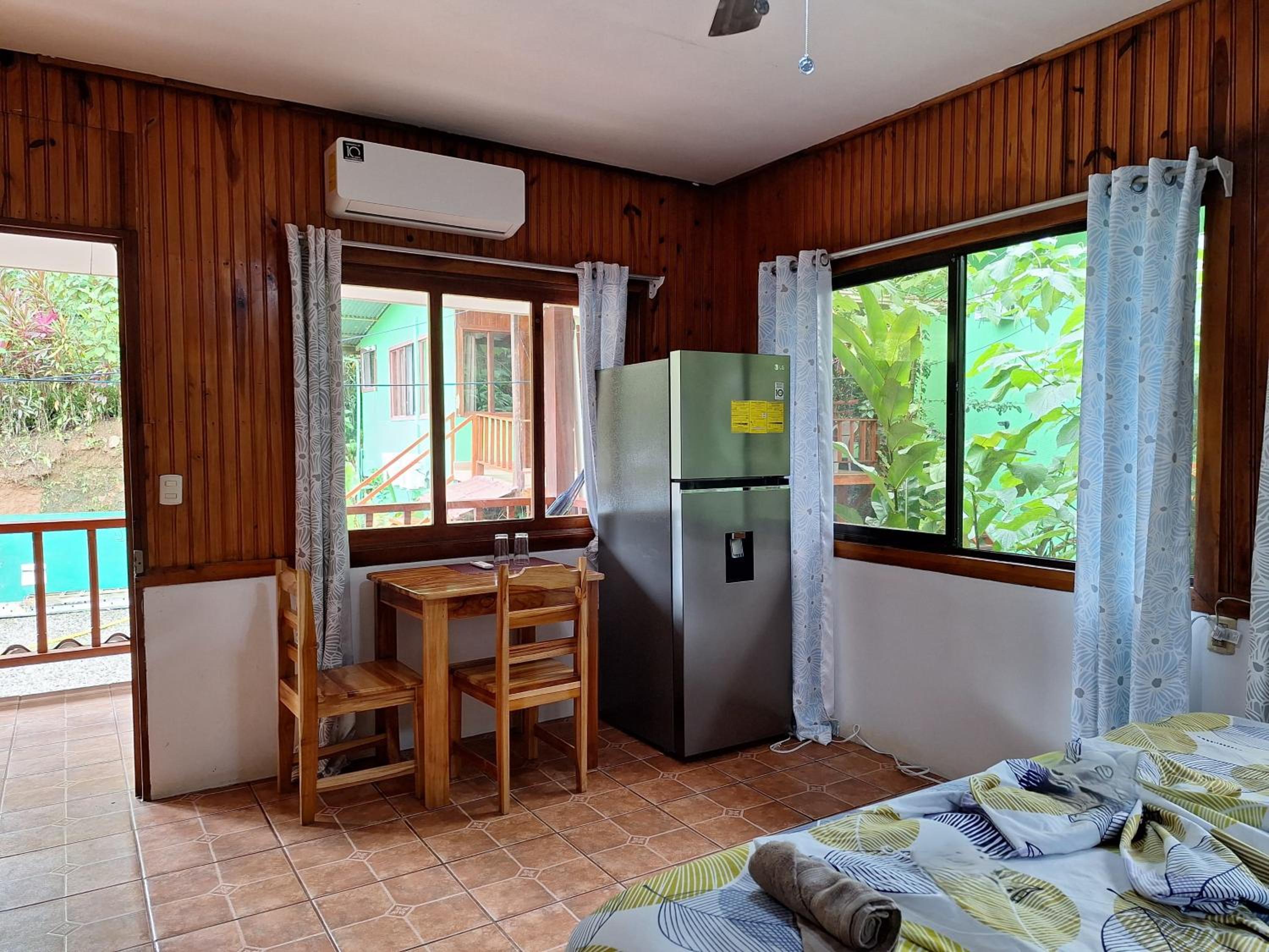 Standard Double Room - Photo 7