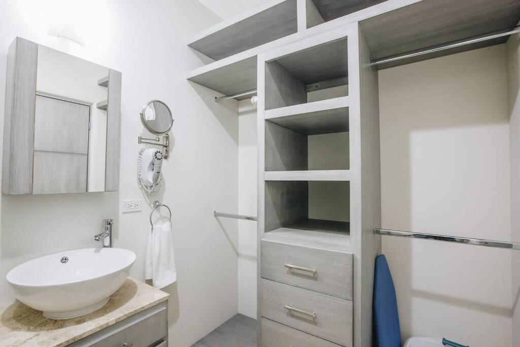 Two-Bedroom Apartment - Photo 38