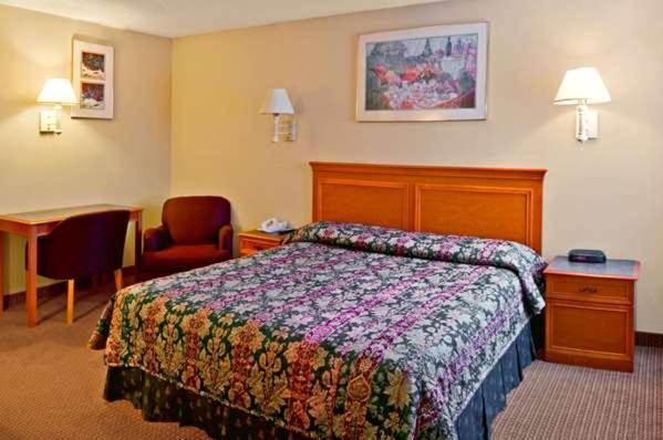 Double Room - Photo 2