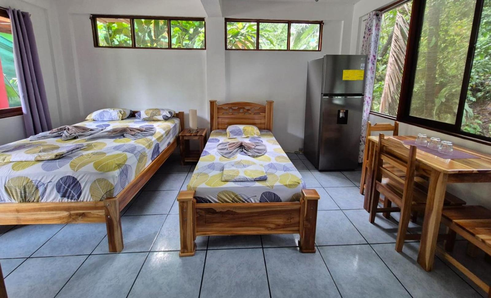 Standard Triple Room - Photo 5