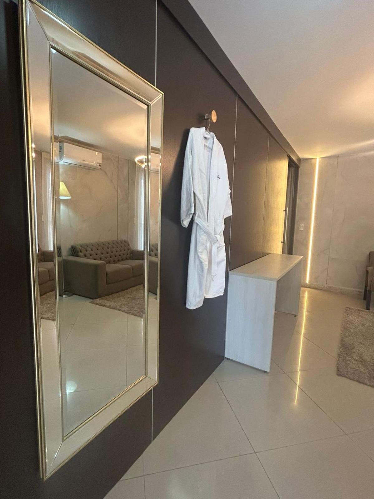 Superior Suite - Photo 2