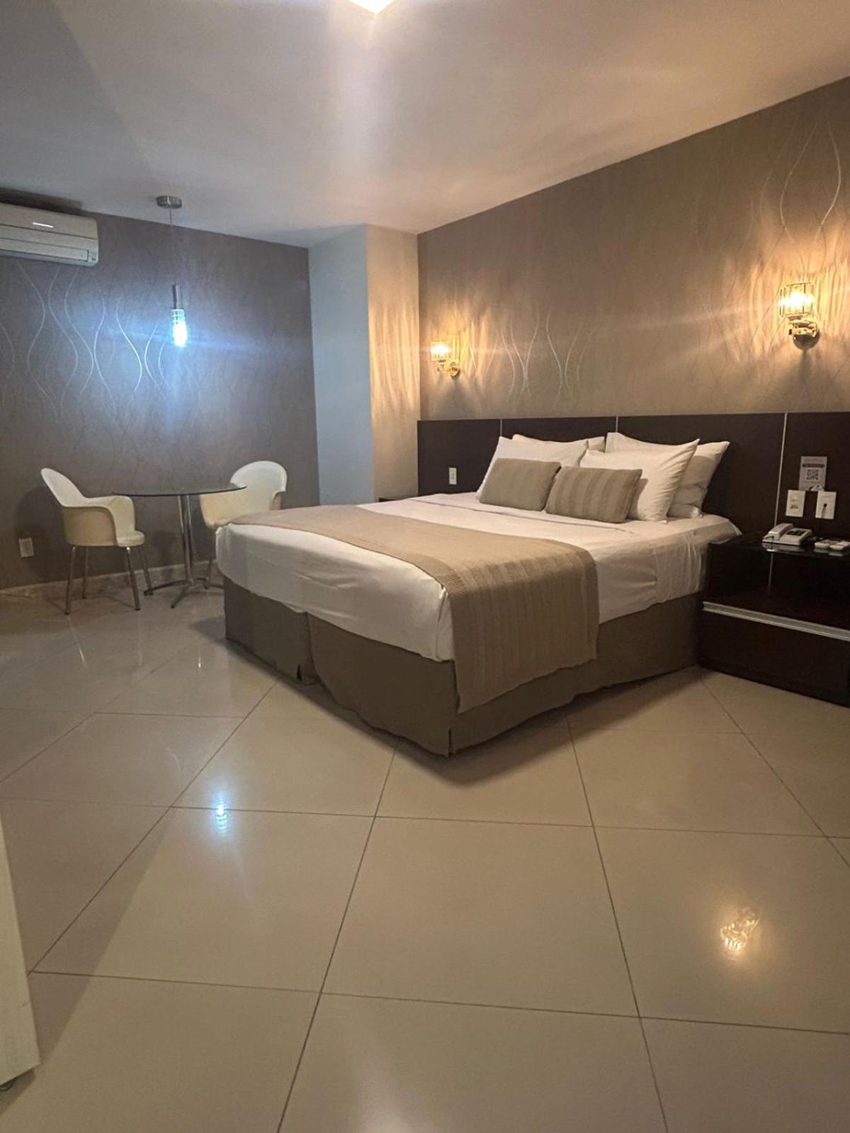 Superior Suite - Photo 3