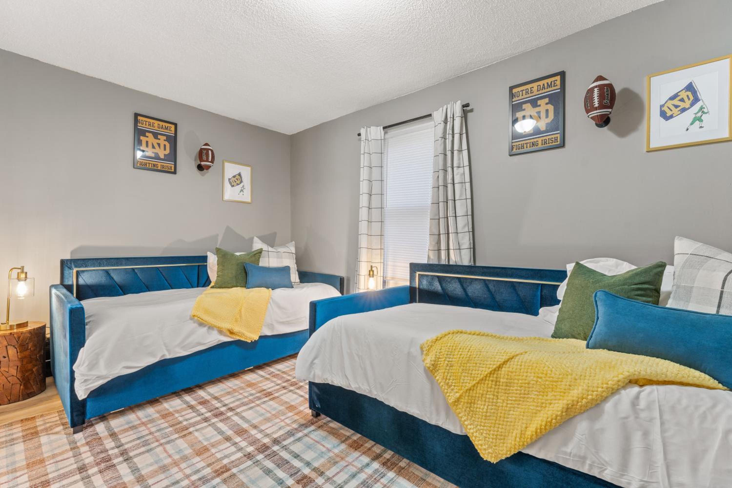 Three-Bedroom House photo 2