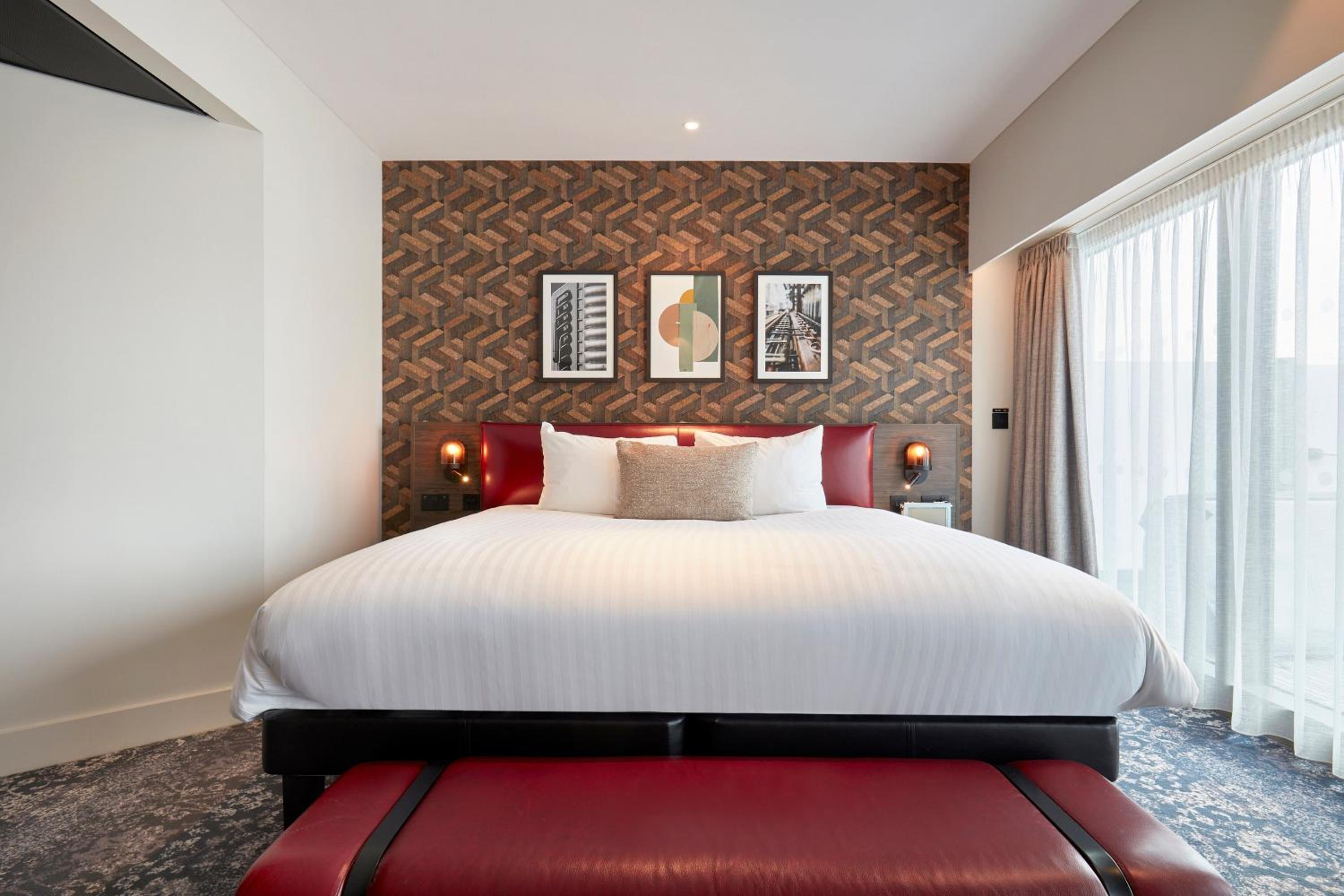 King Suite - Photo 8