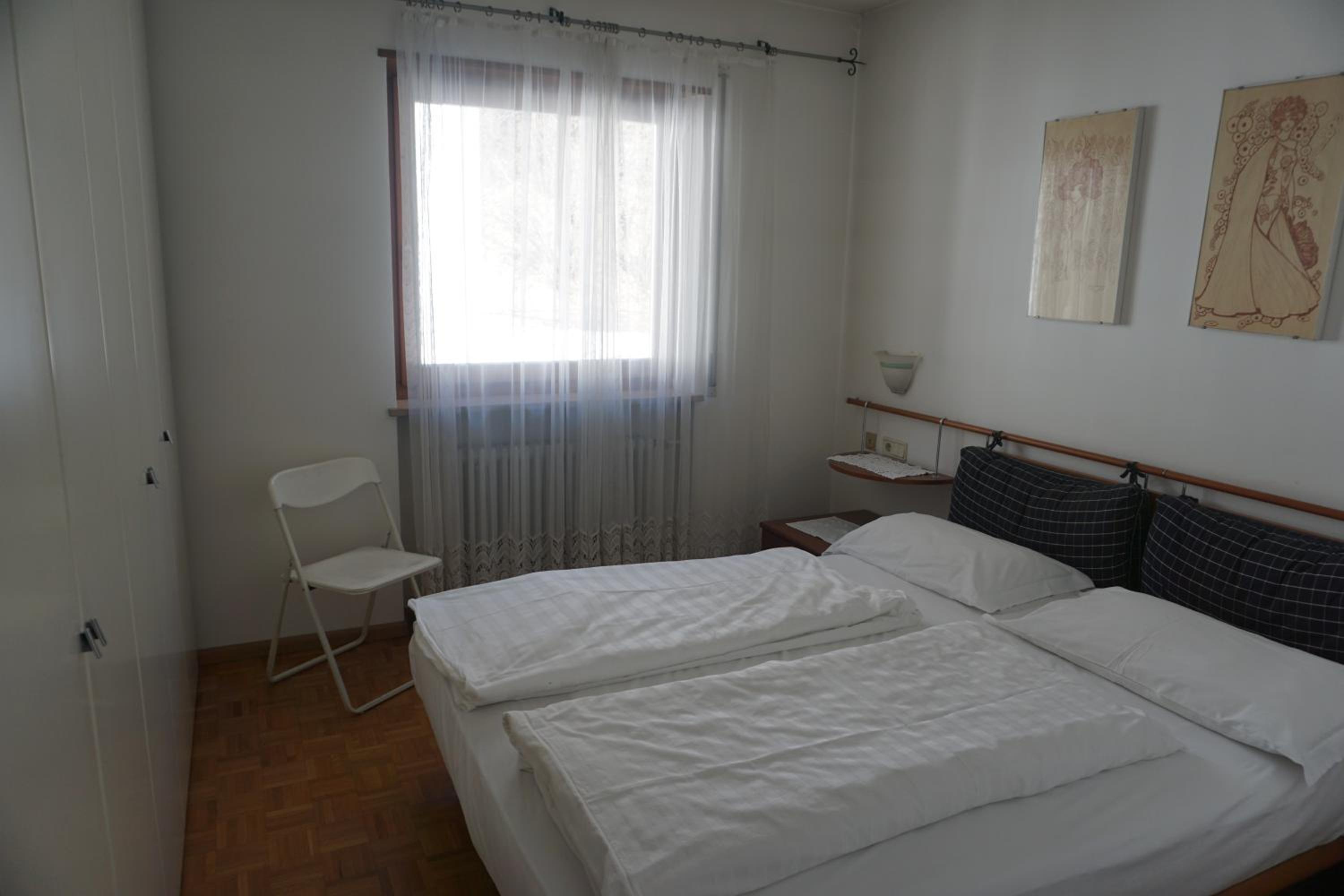 Three-Bedroom Apartment photo 2