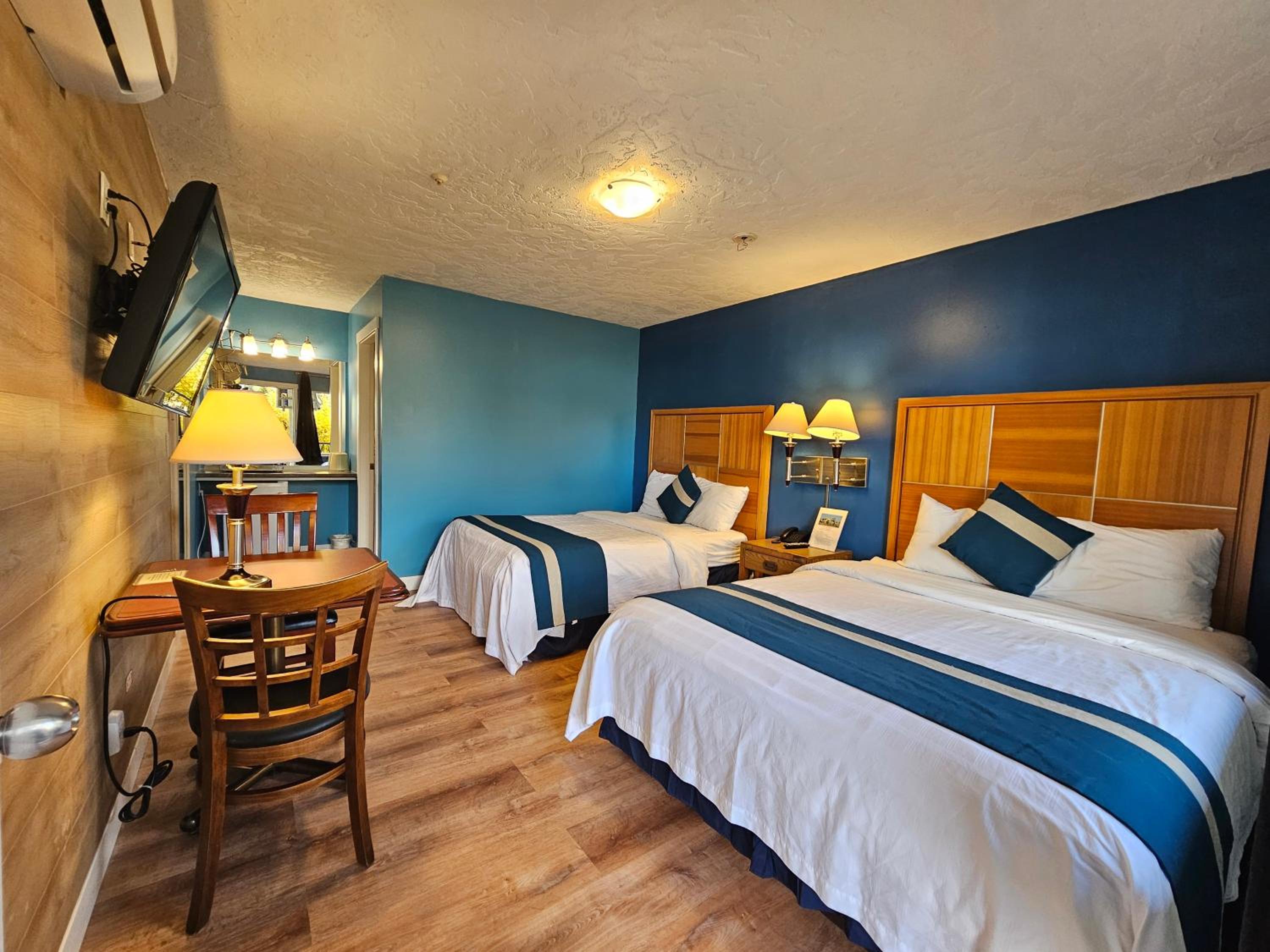 Standard Queen Room photo 3