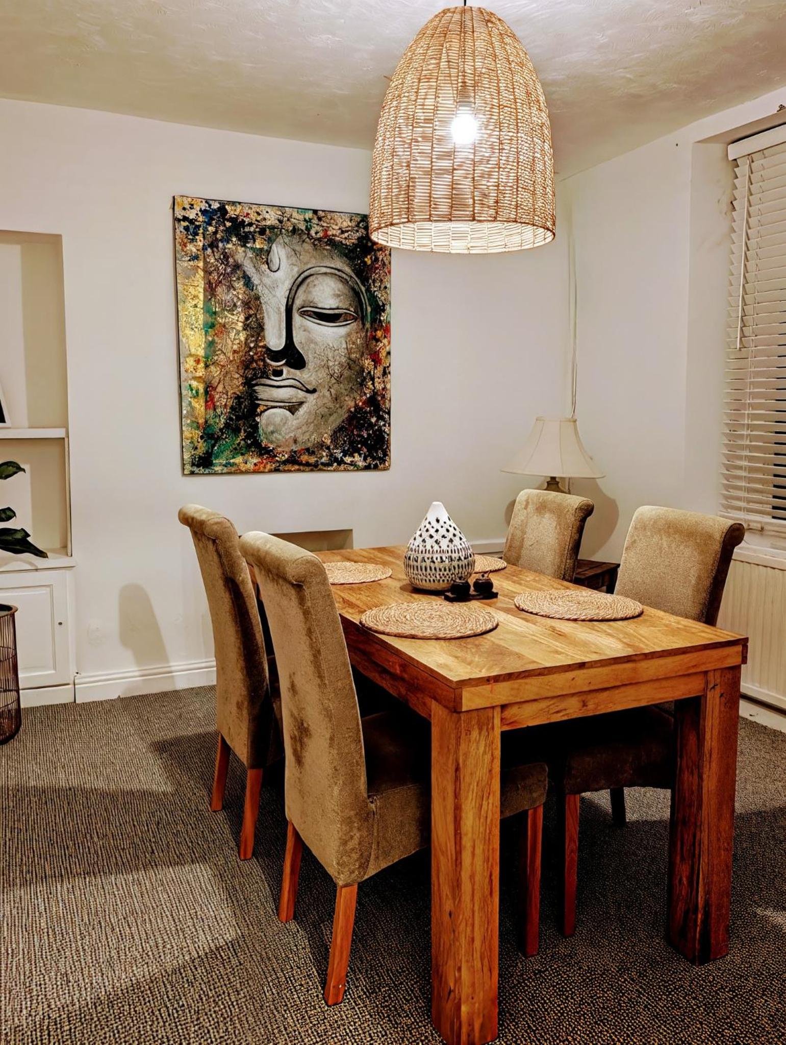 Three-Bedroom House photo 2