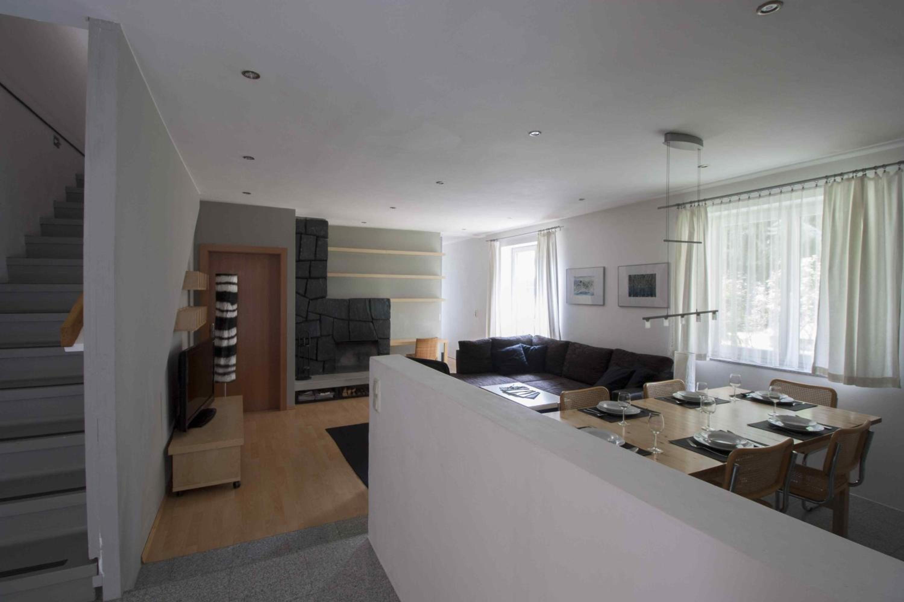 Four-Bedroom Apartment photo 1