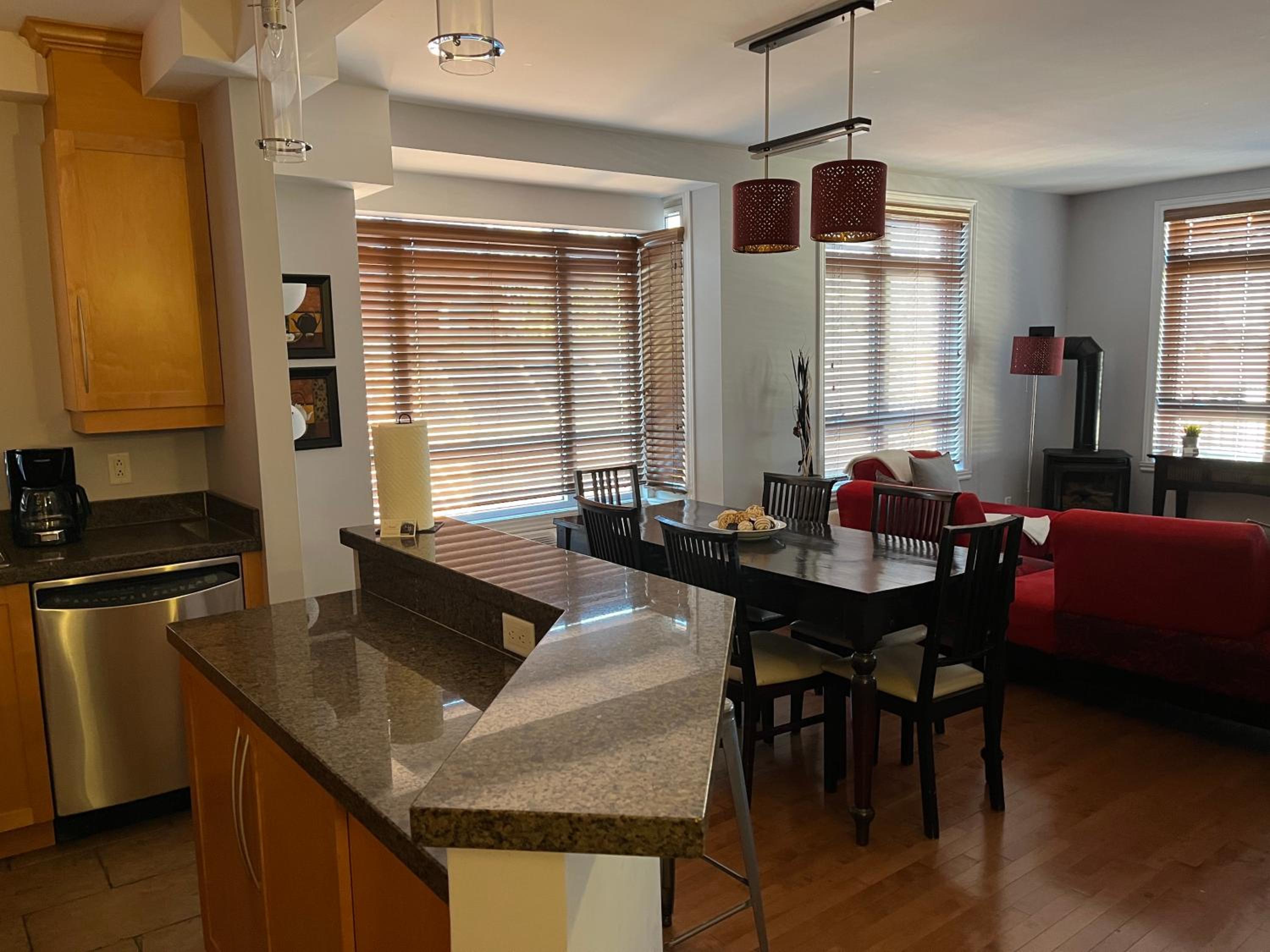 Sunset Suite 403