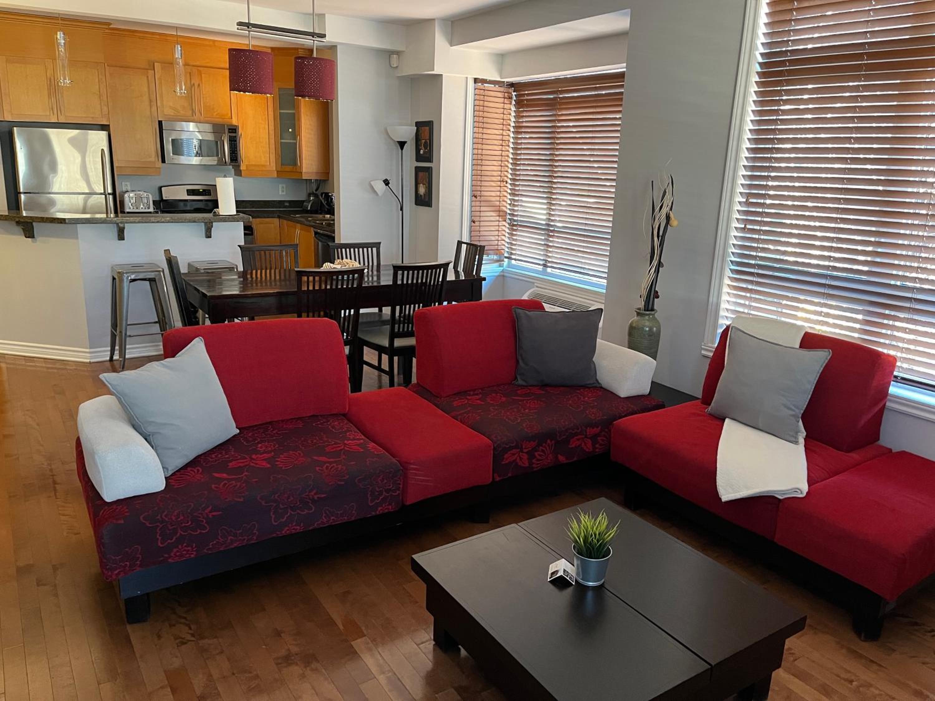 Sunset Suite 403
