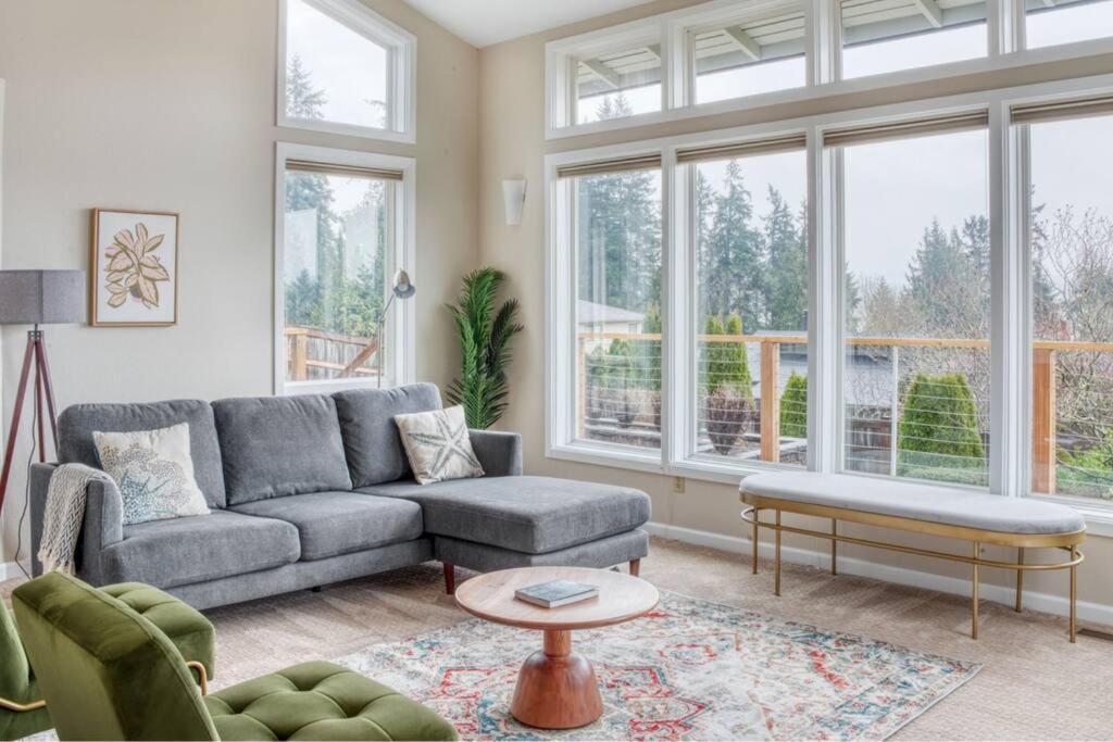 Three-Bedroom House photo 1