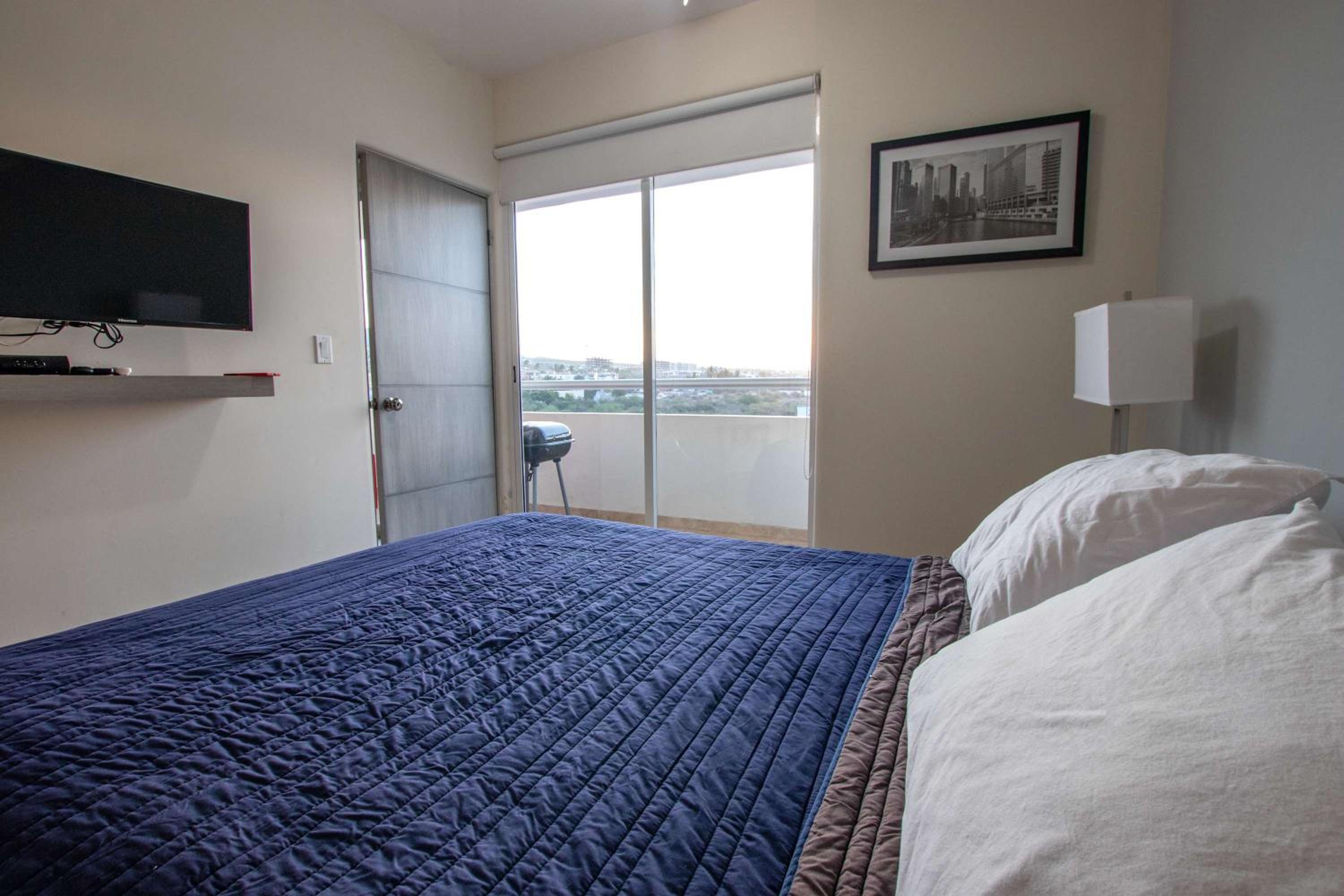 Two-Bedroom Apartment - Photo 34