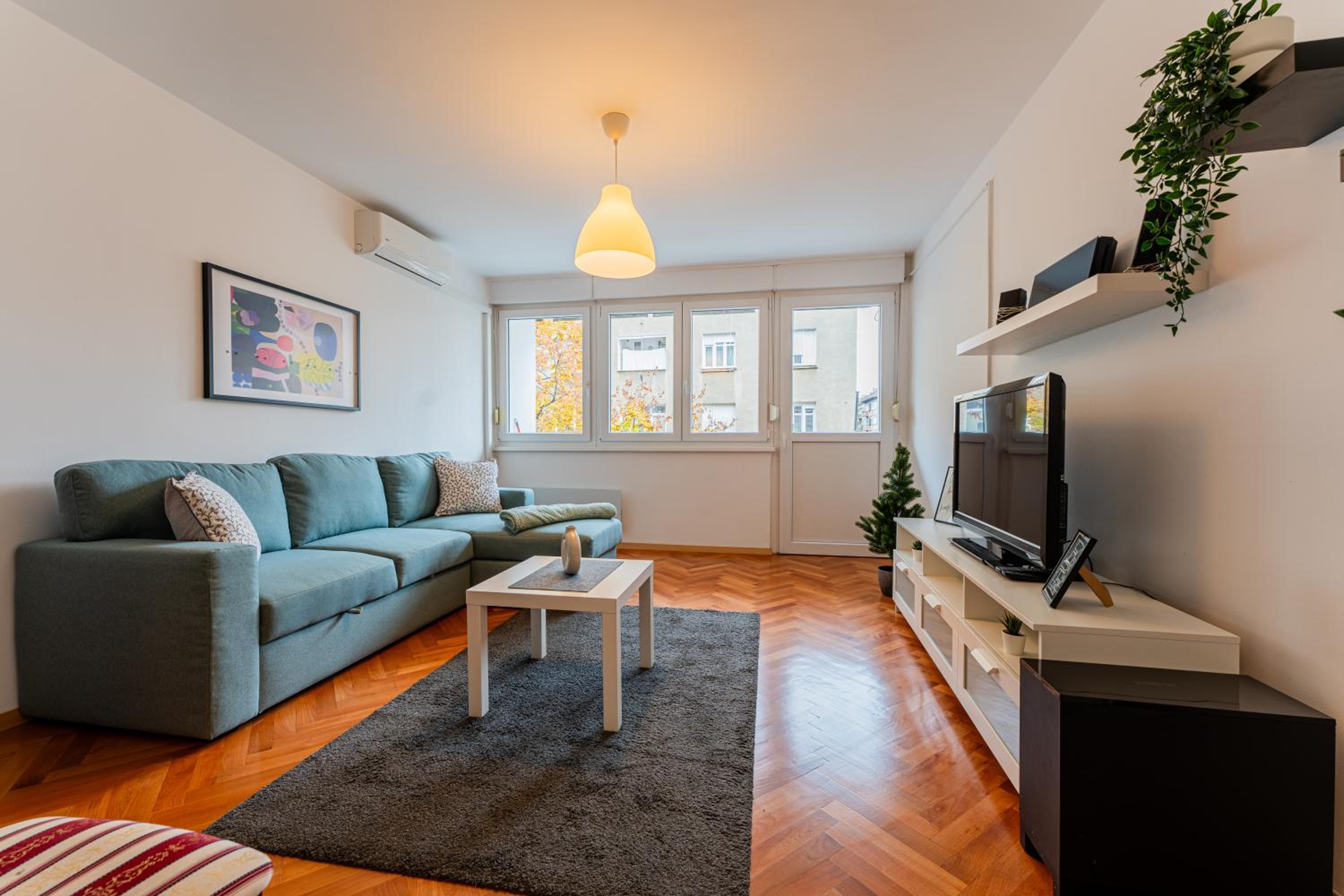 One-Bedroom Apartment with Balcony