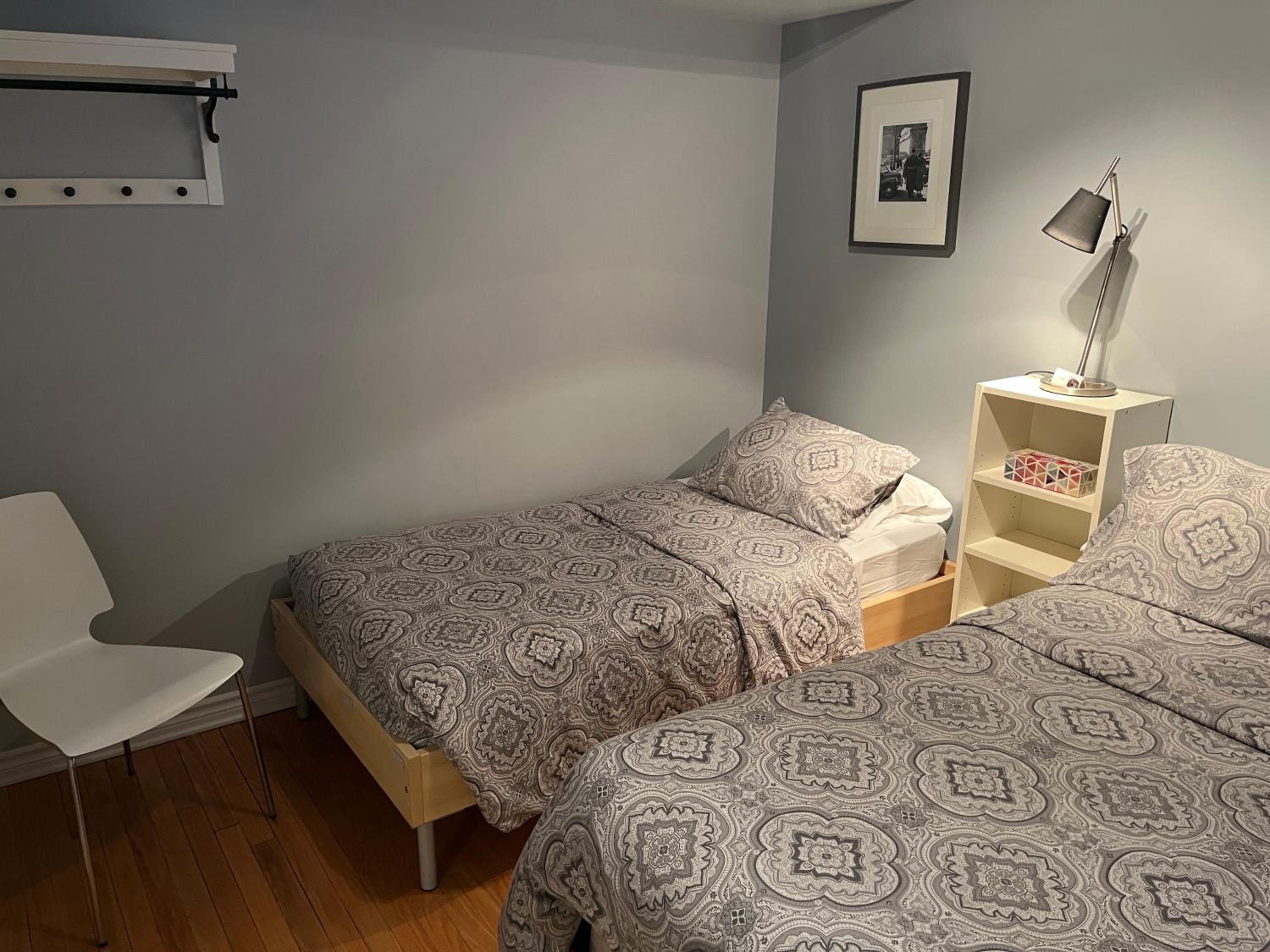 Professional Suite 202