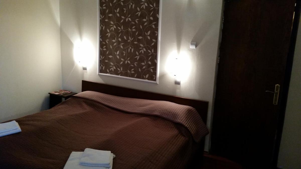 Double Room - Photo 1
