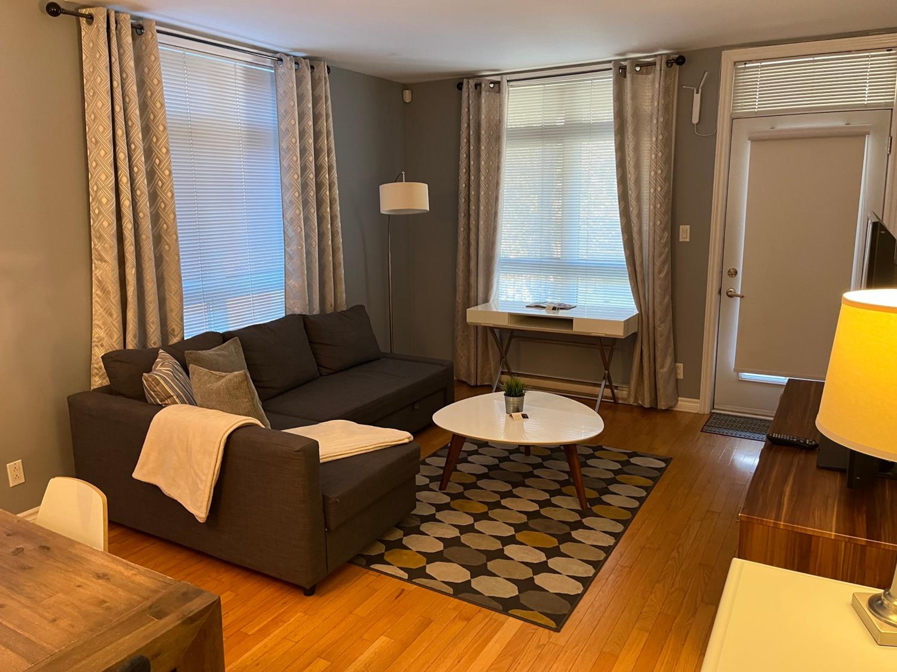 Corporate Suite 203
