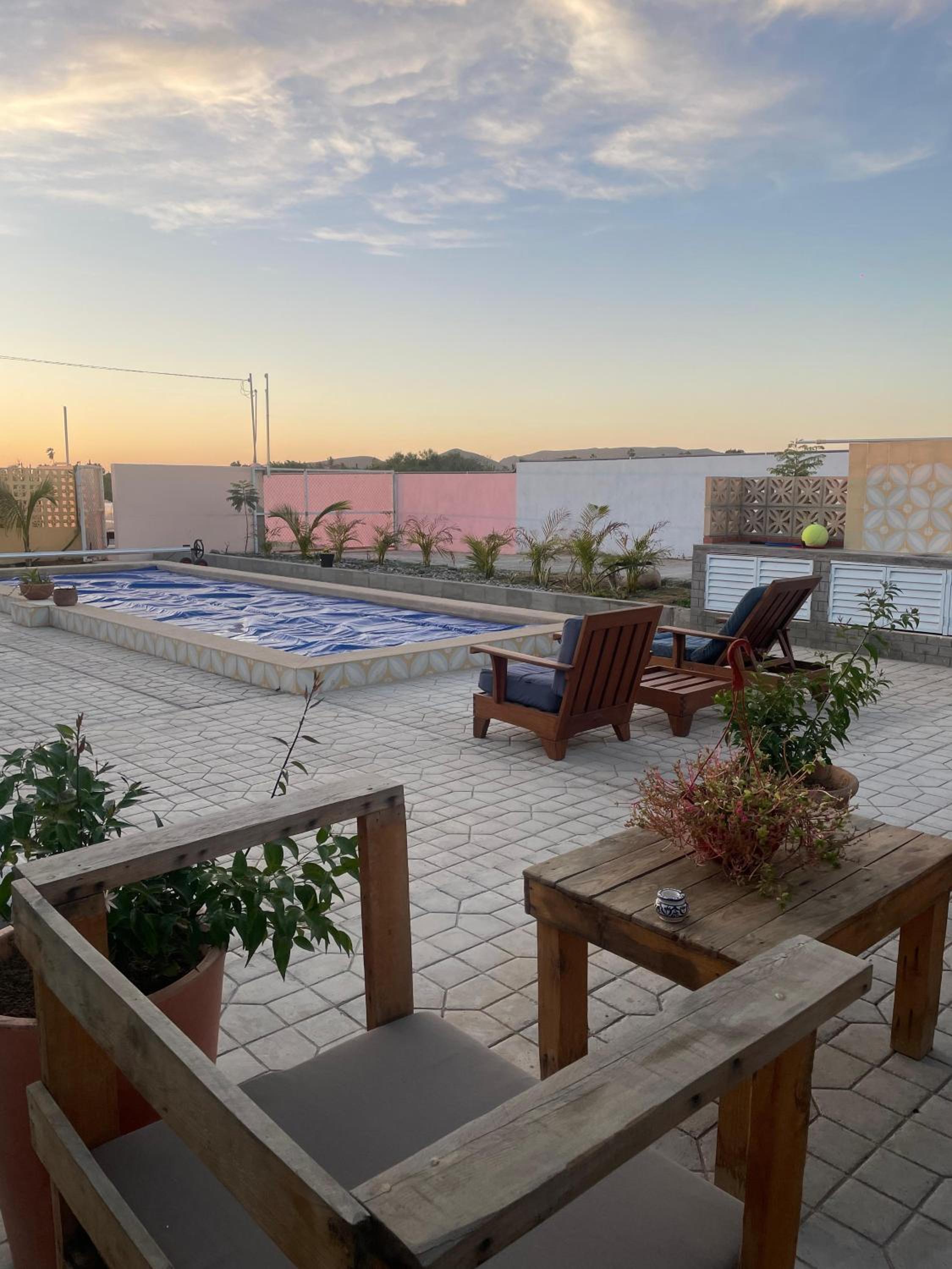 Queen Room with Pool View photo 2