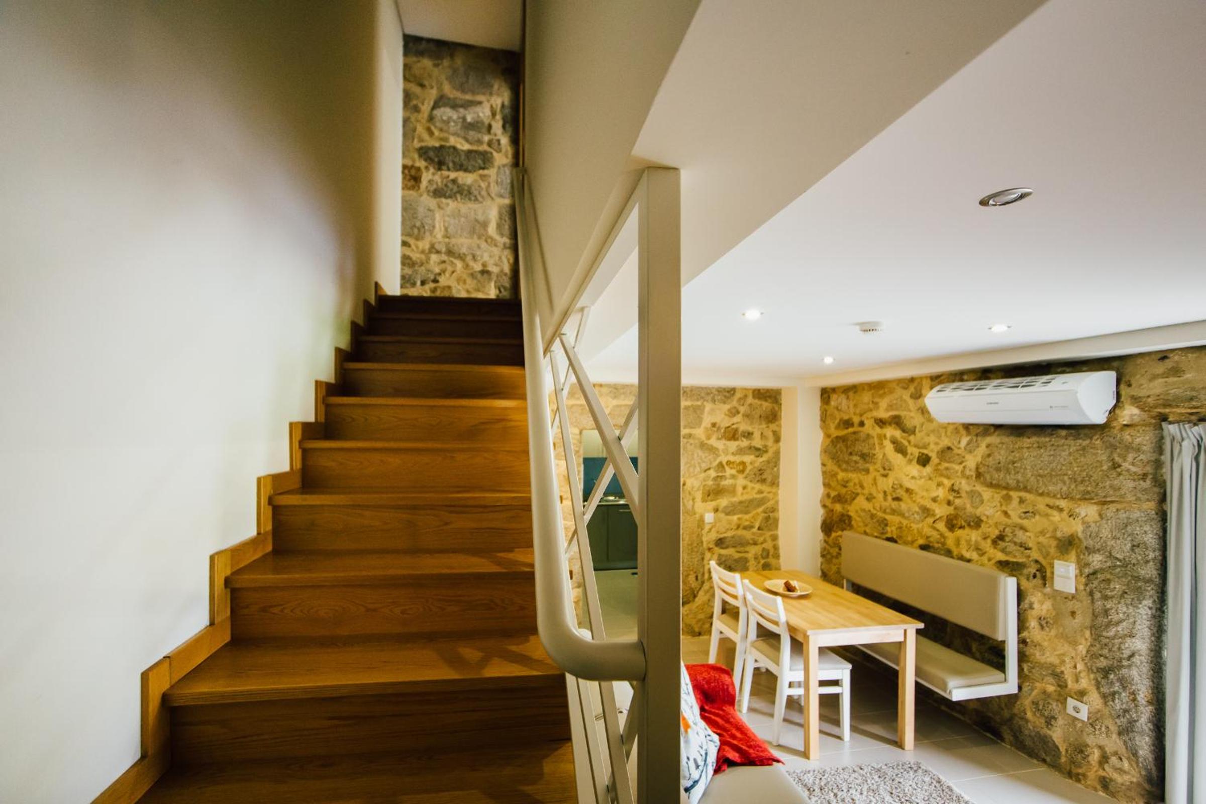 Duplex Apartment - Photo 2