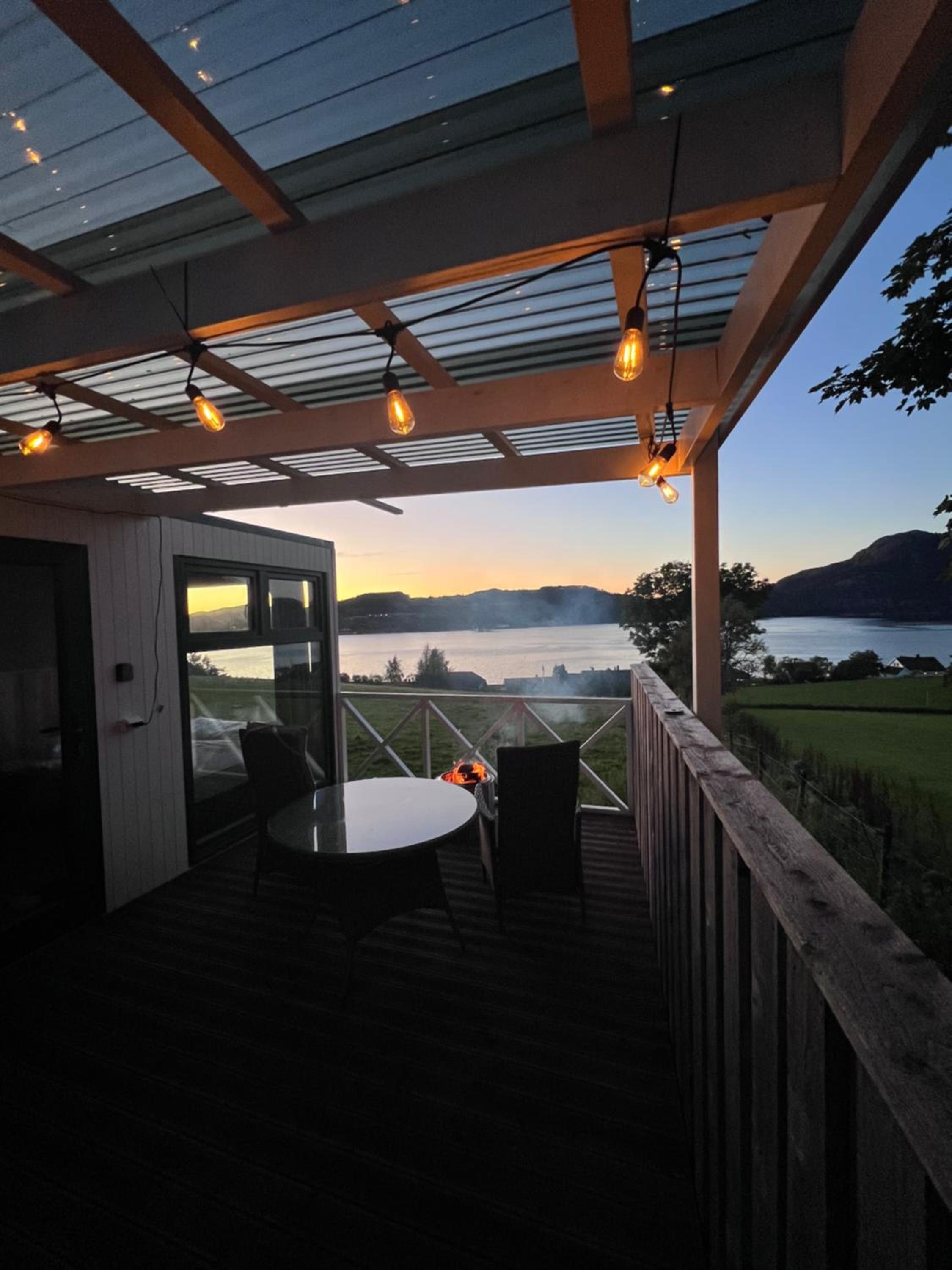 Queen Room with Sea View - Photo 12