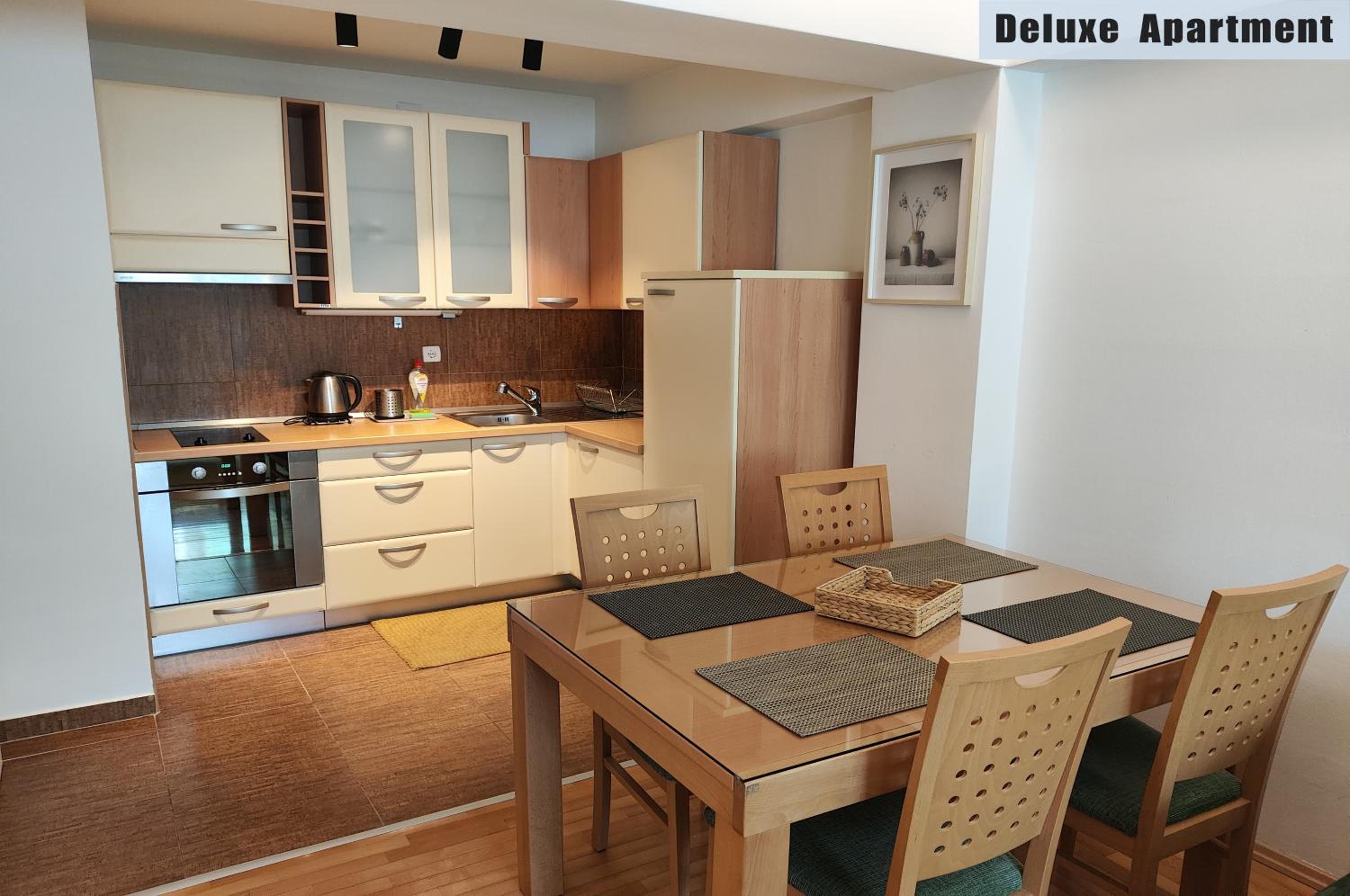 Deluxe Apartment photo 1