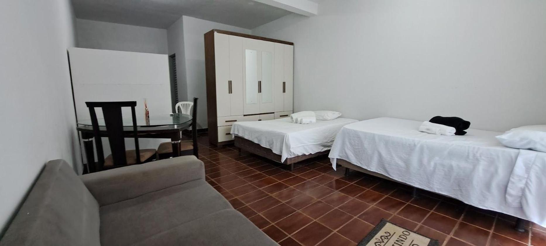Apartment 5 photo 3