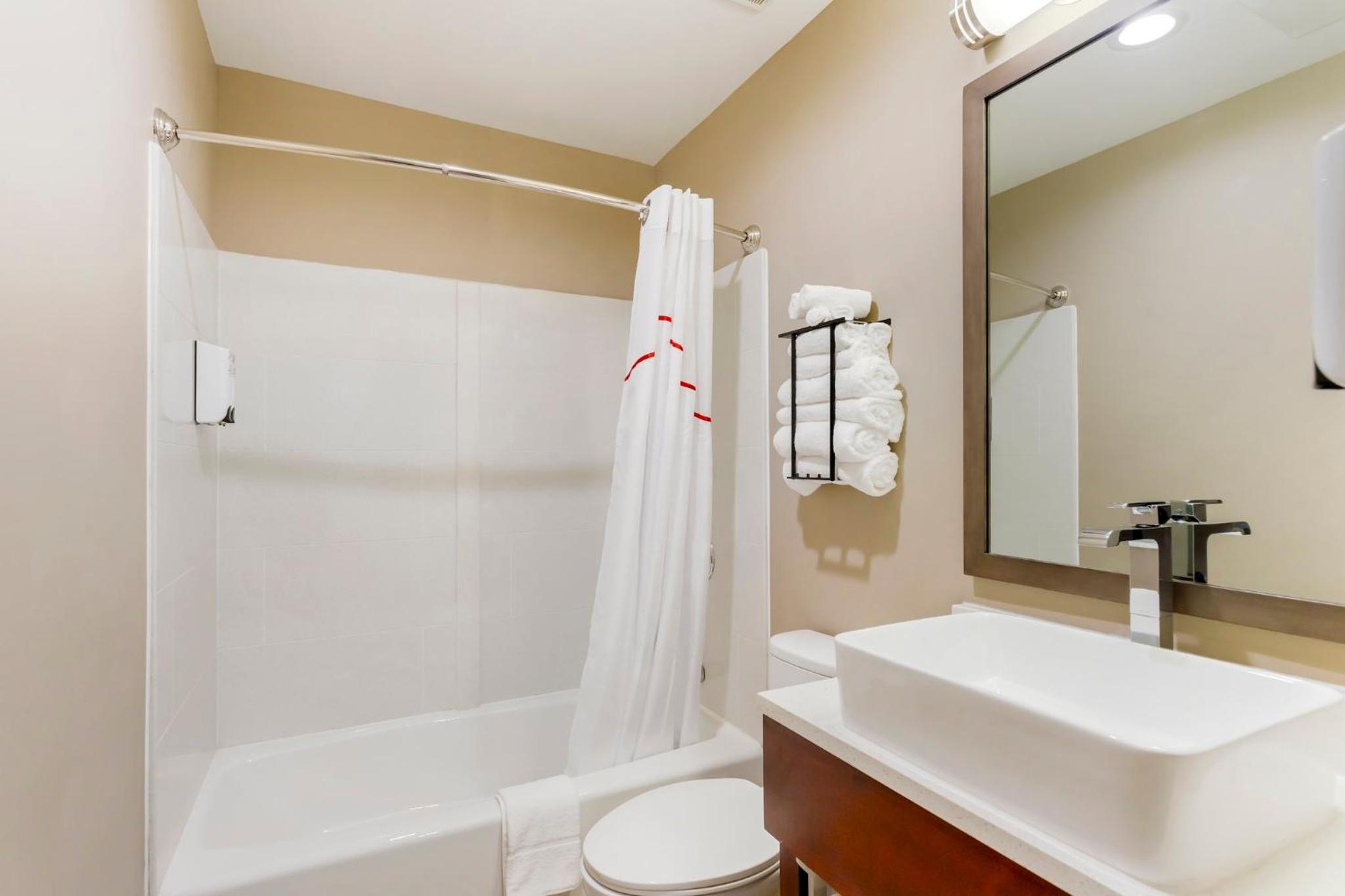 Premium Room with Two Queen Beds Smoke Free (Upgraded Bedding and Snack Box) - Photo 6
