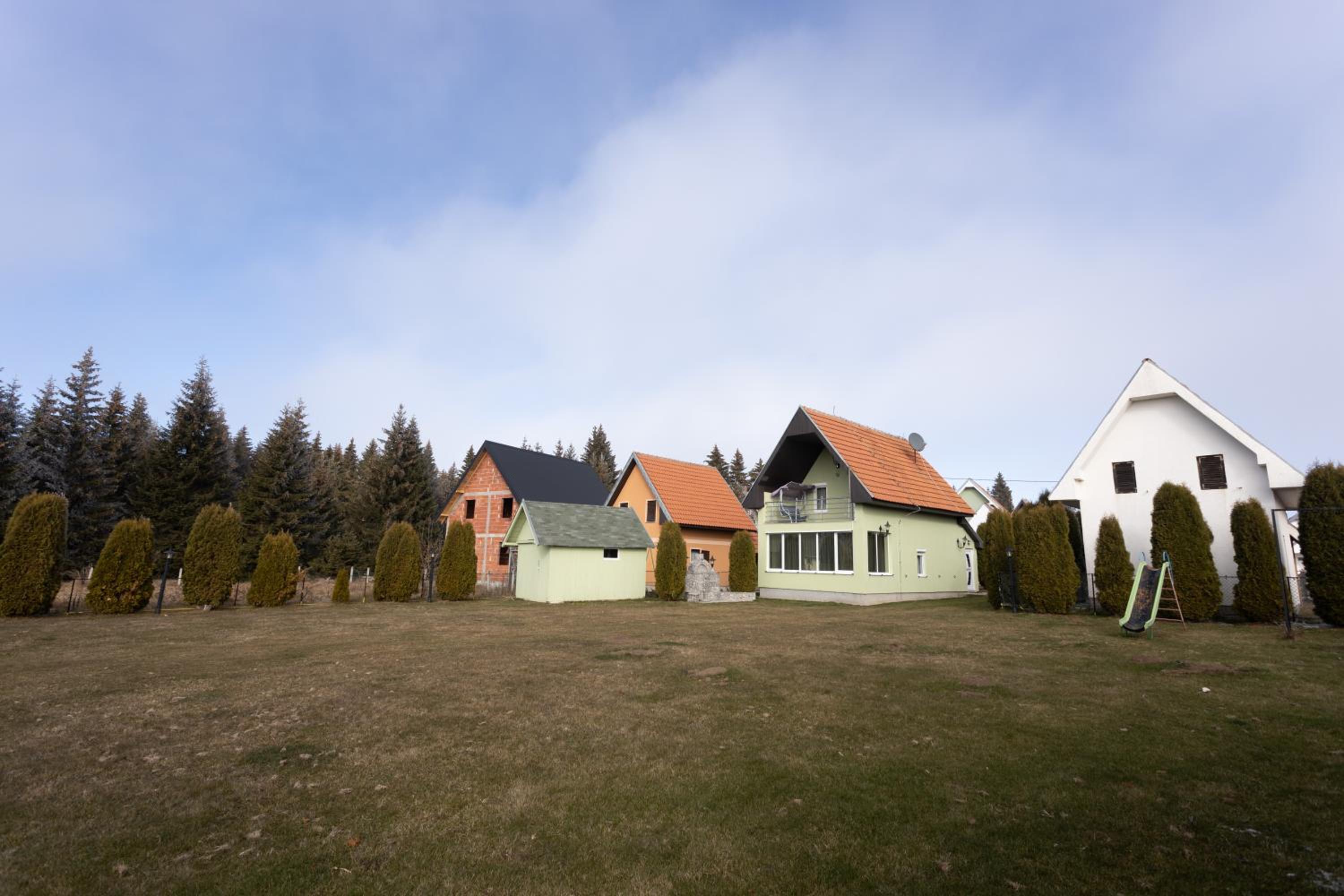 Two-Bedroom House photo 2
