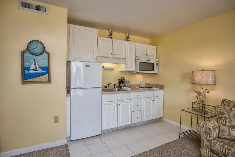 King Suite with Ocean View photo 2