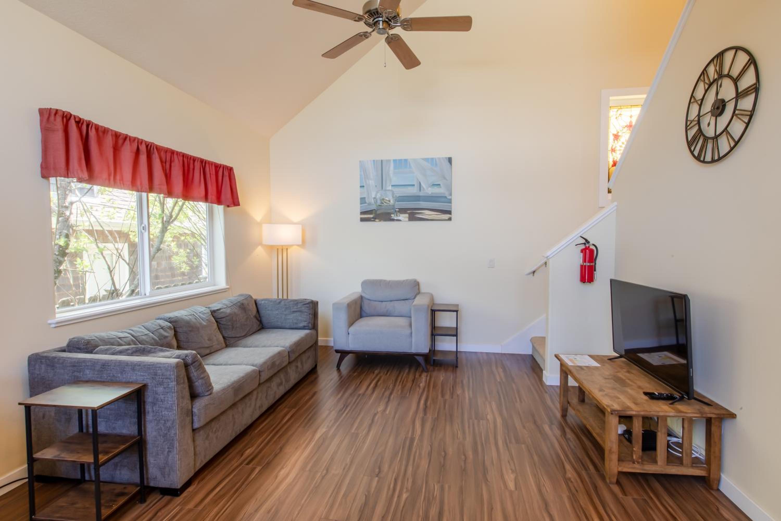 Three-Bedroom House photo 1