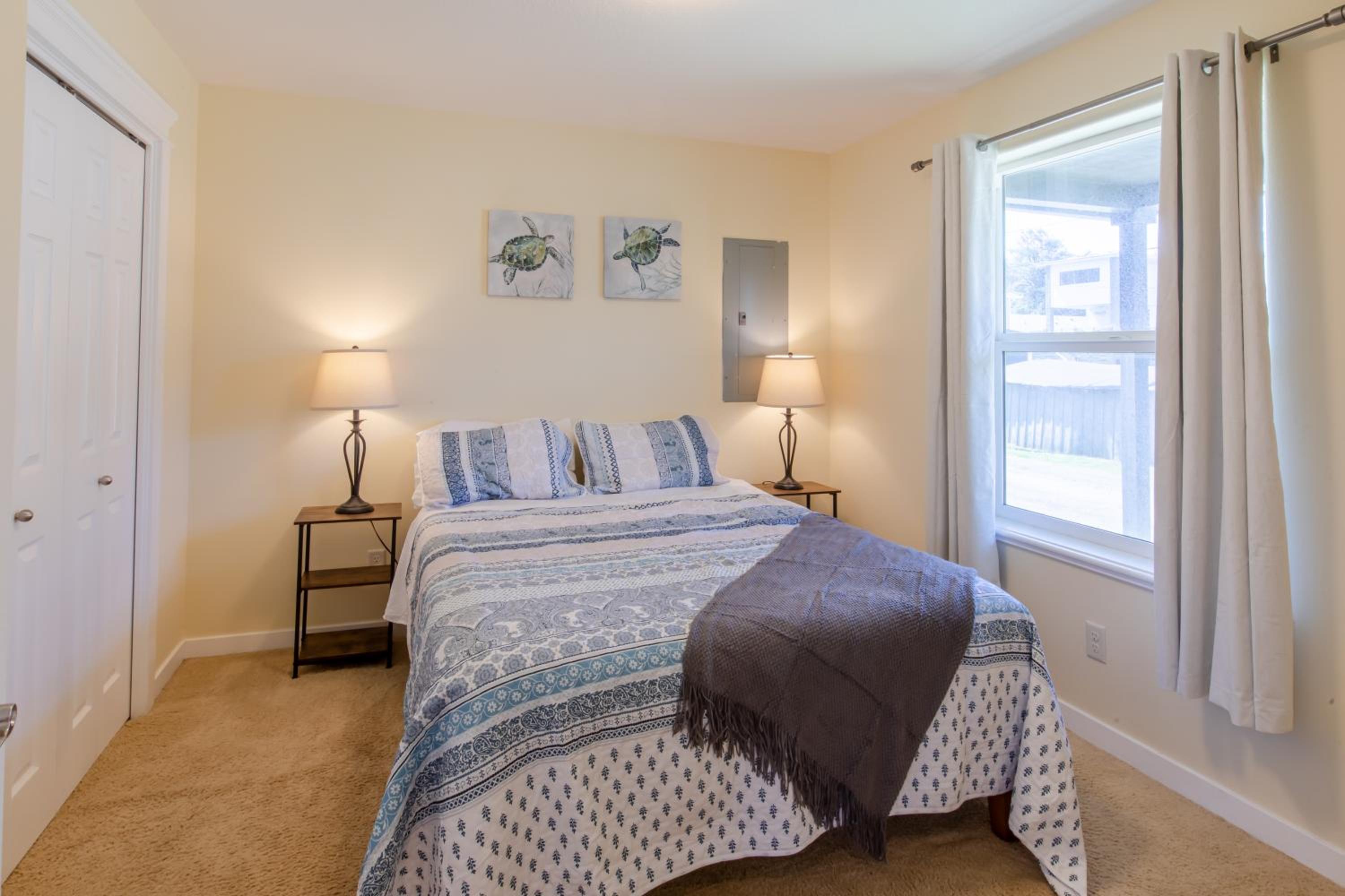 Three-Bedroom House photo 2