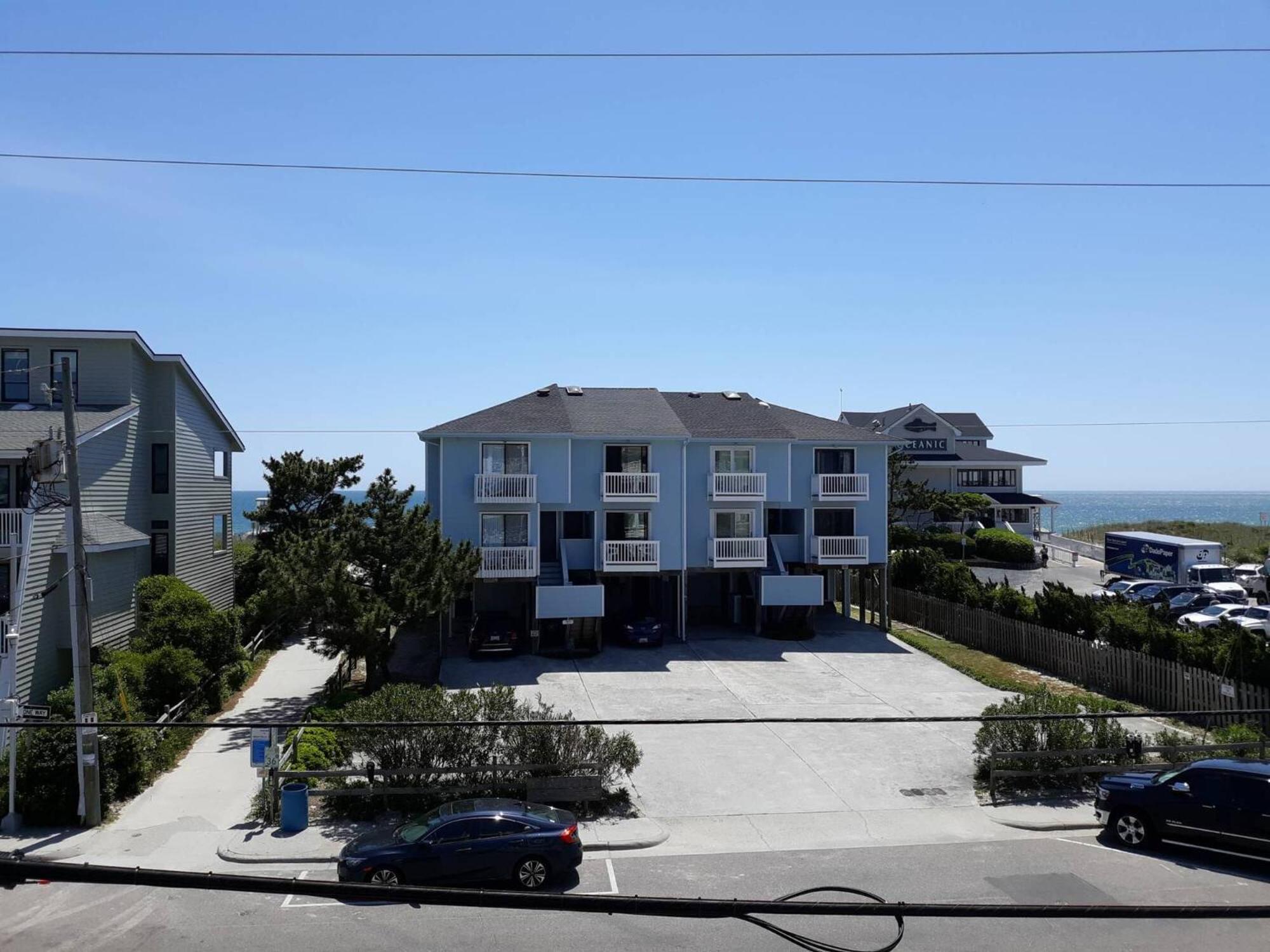 King Suite with Ocean View photo 2