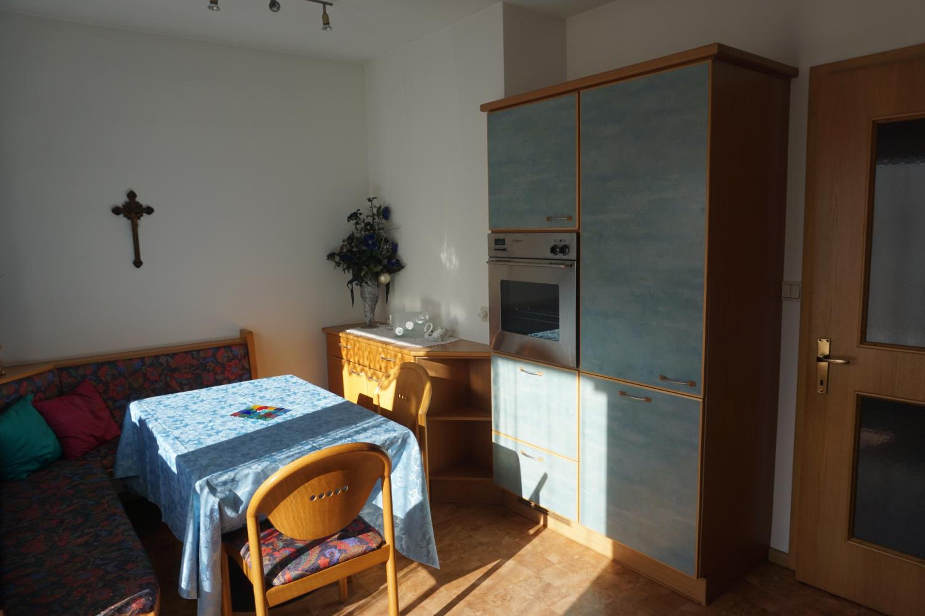 One-Bedroom Apartment photo 3