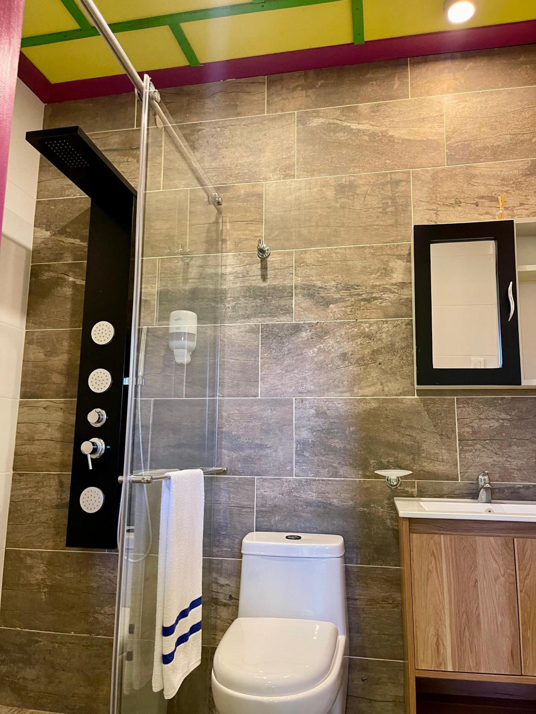 Triple Room with Bathroom photo 2
