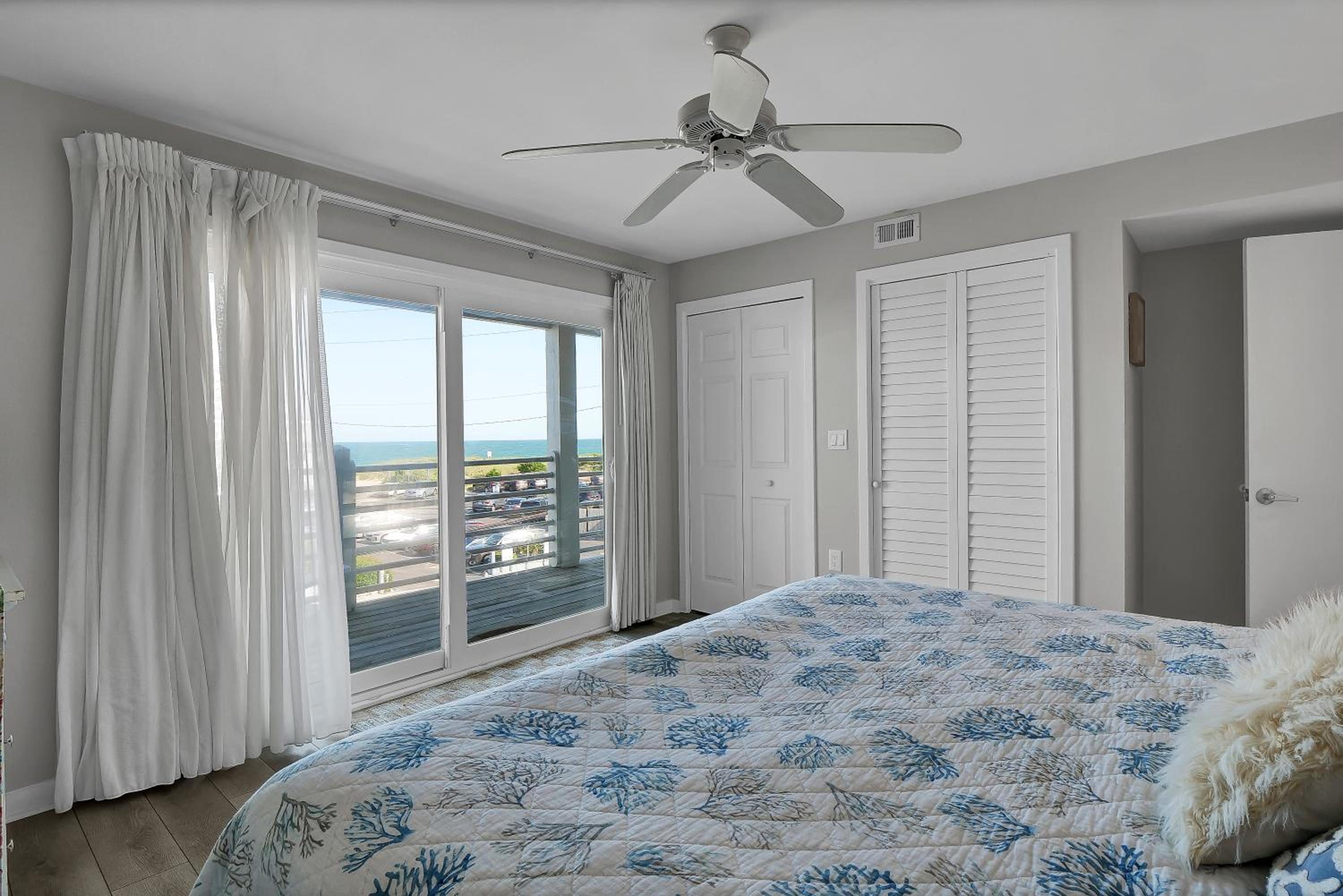 King Suite with Ocean View photo 1