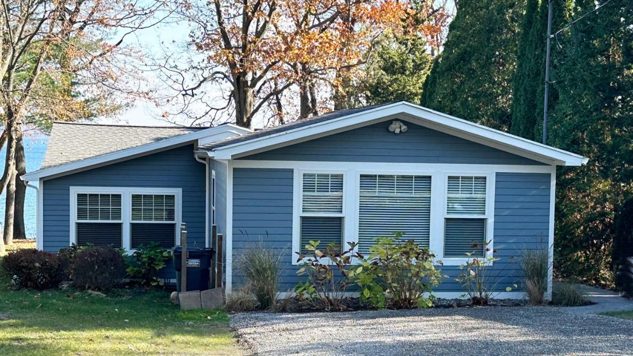 Three-Bedroom Home photo 3