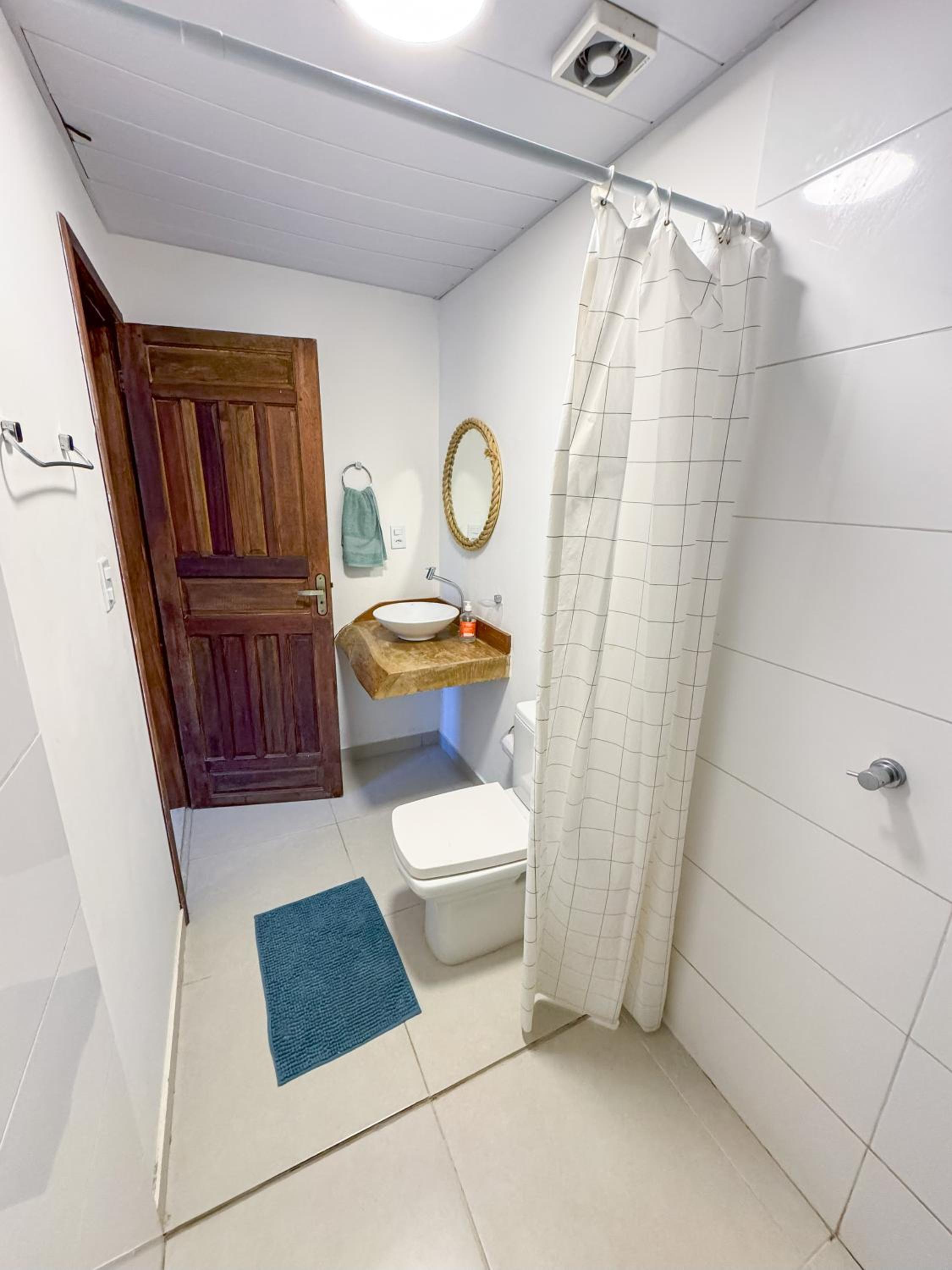 Executive Suite - Photo 3