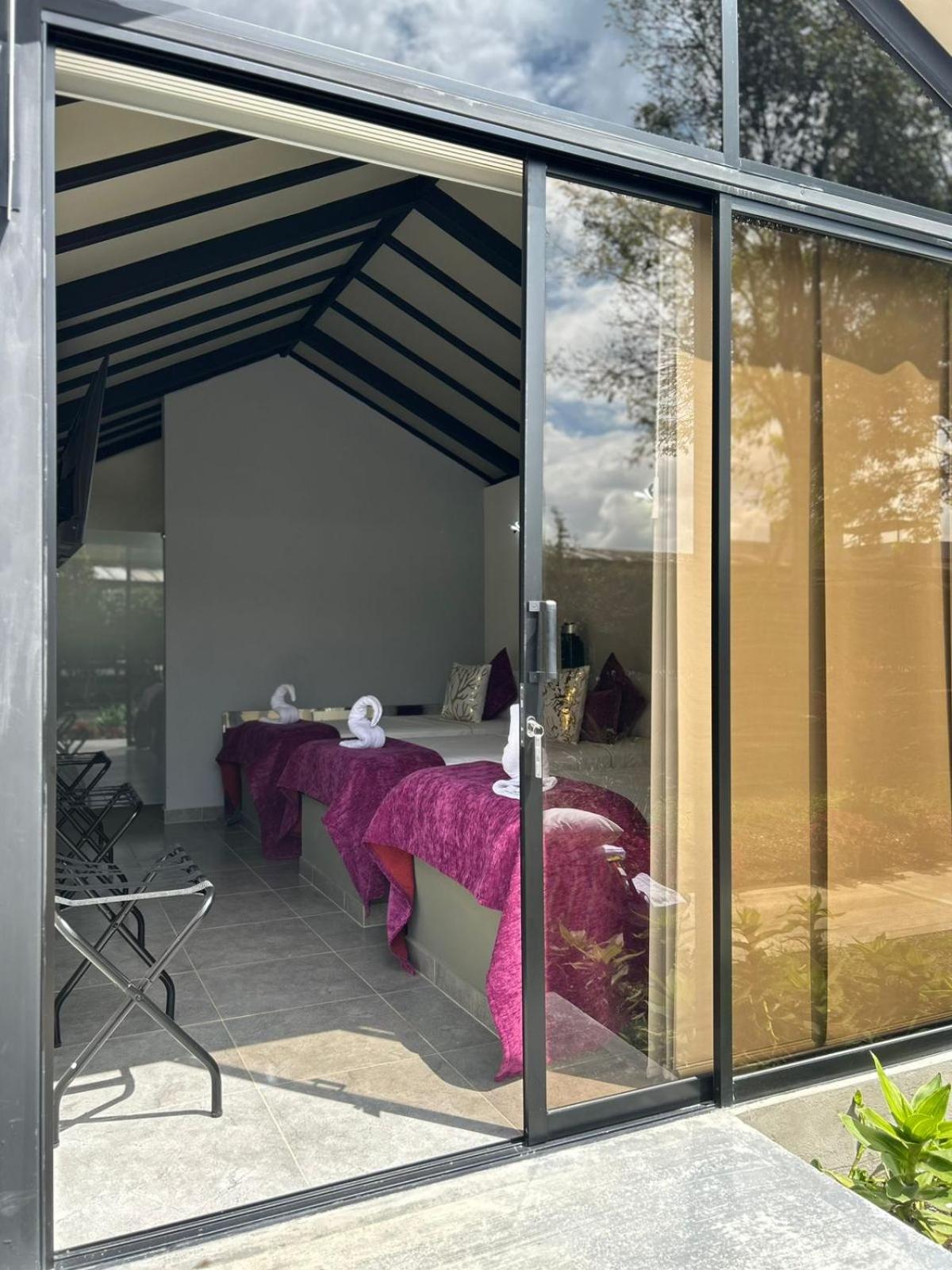 Deluxe Triple Room photo 3