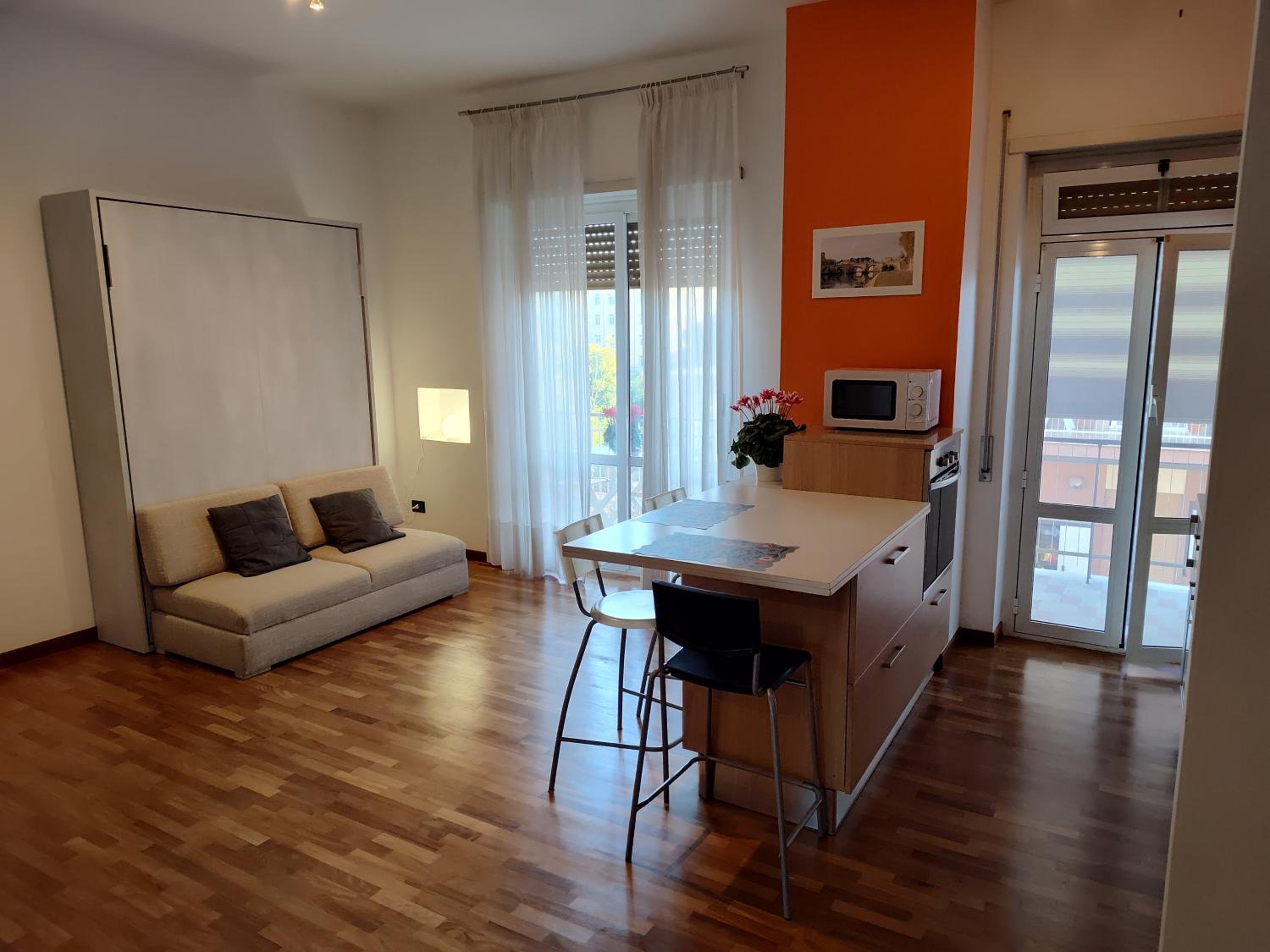 One-Bedroom Apartment