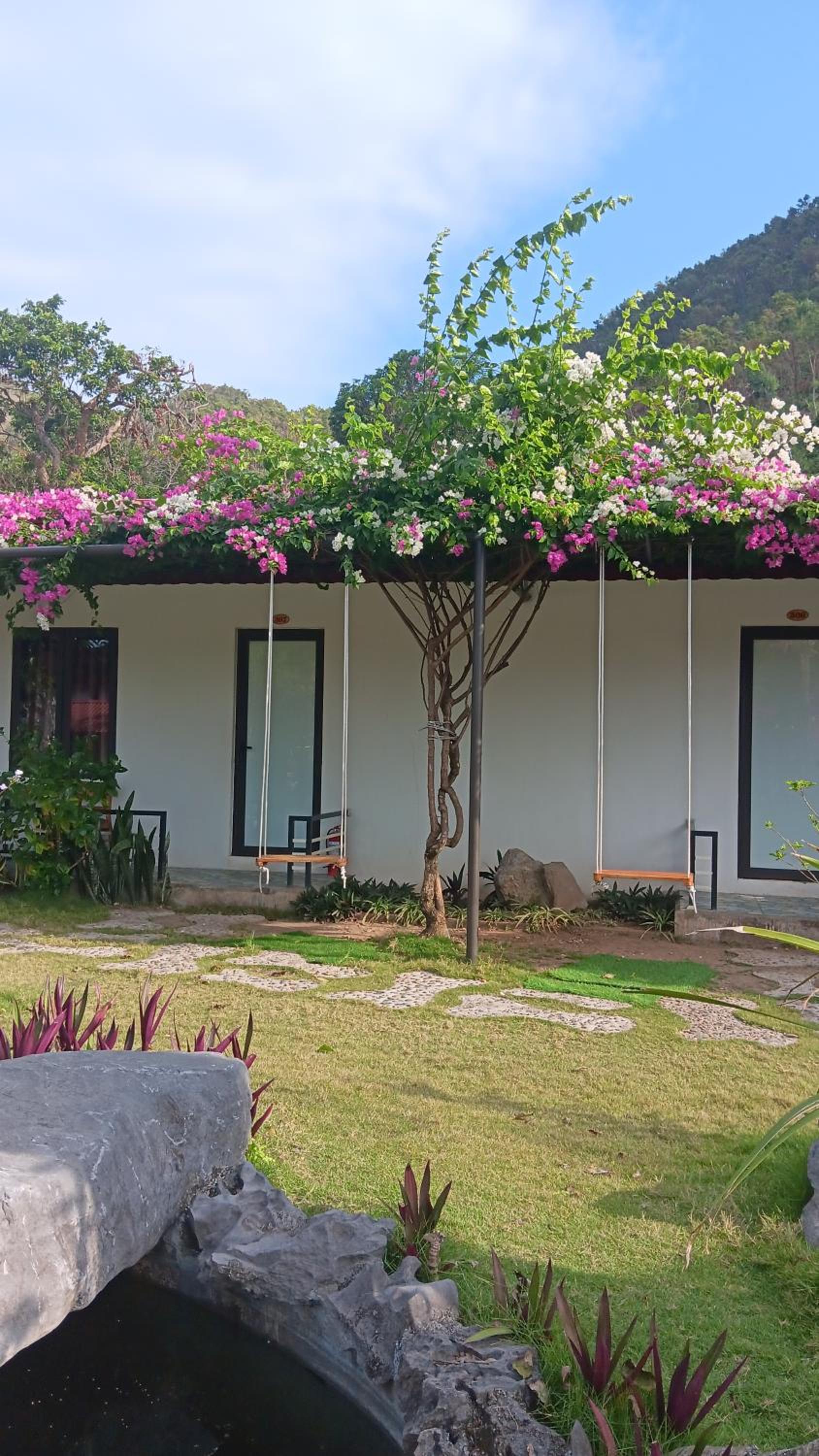 Bungalow with Garden View photo 3